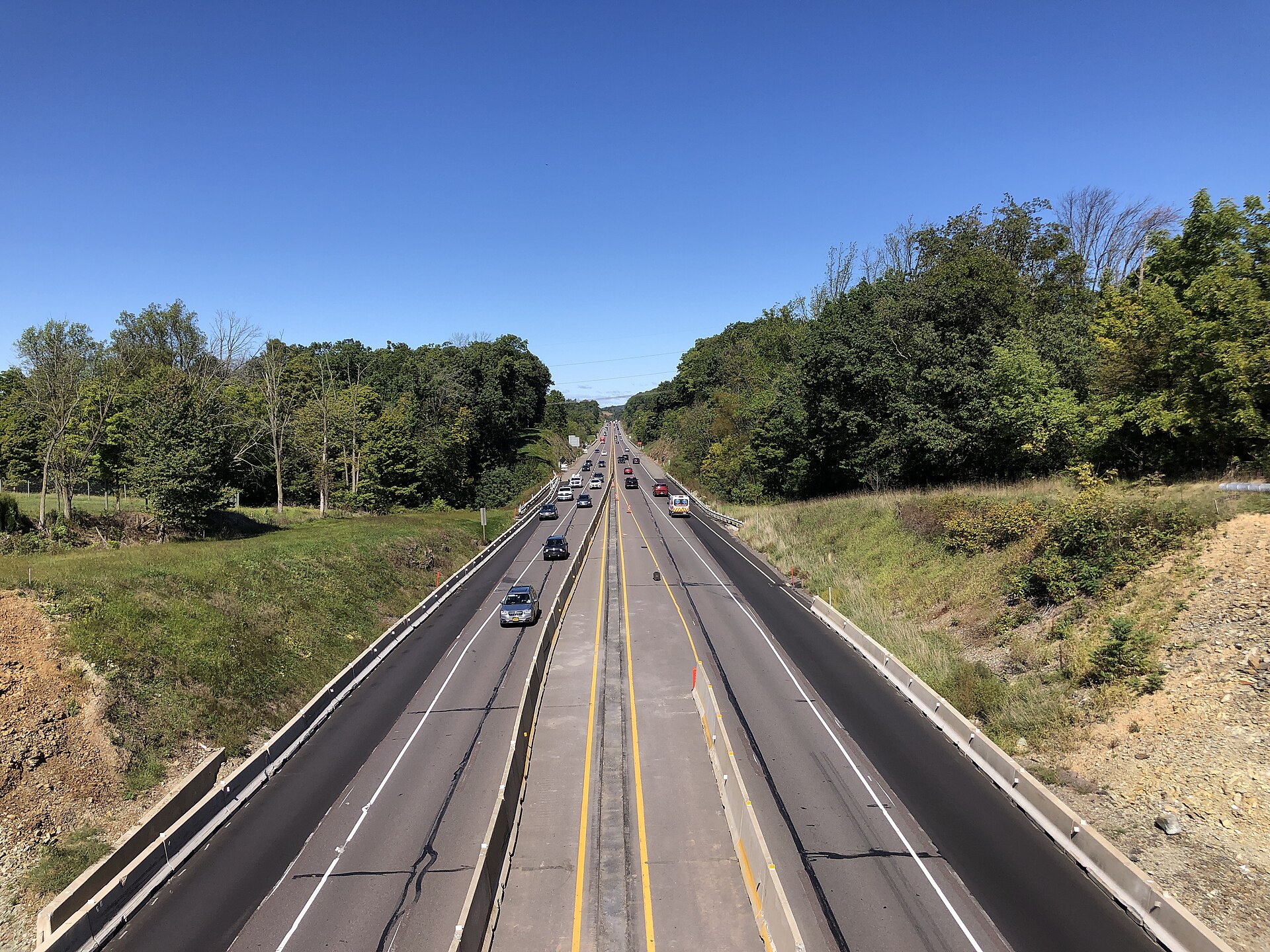 View north along Interstate 476 (Pennsylvania Turnpike Northeast Extension) from the overpass for Cassel Road in Lower Milford Township, Leh