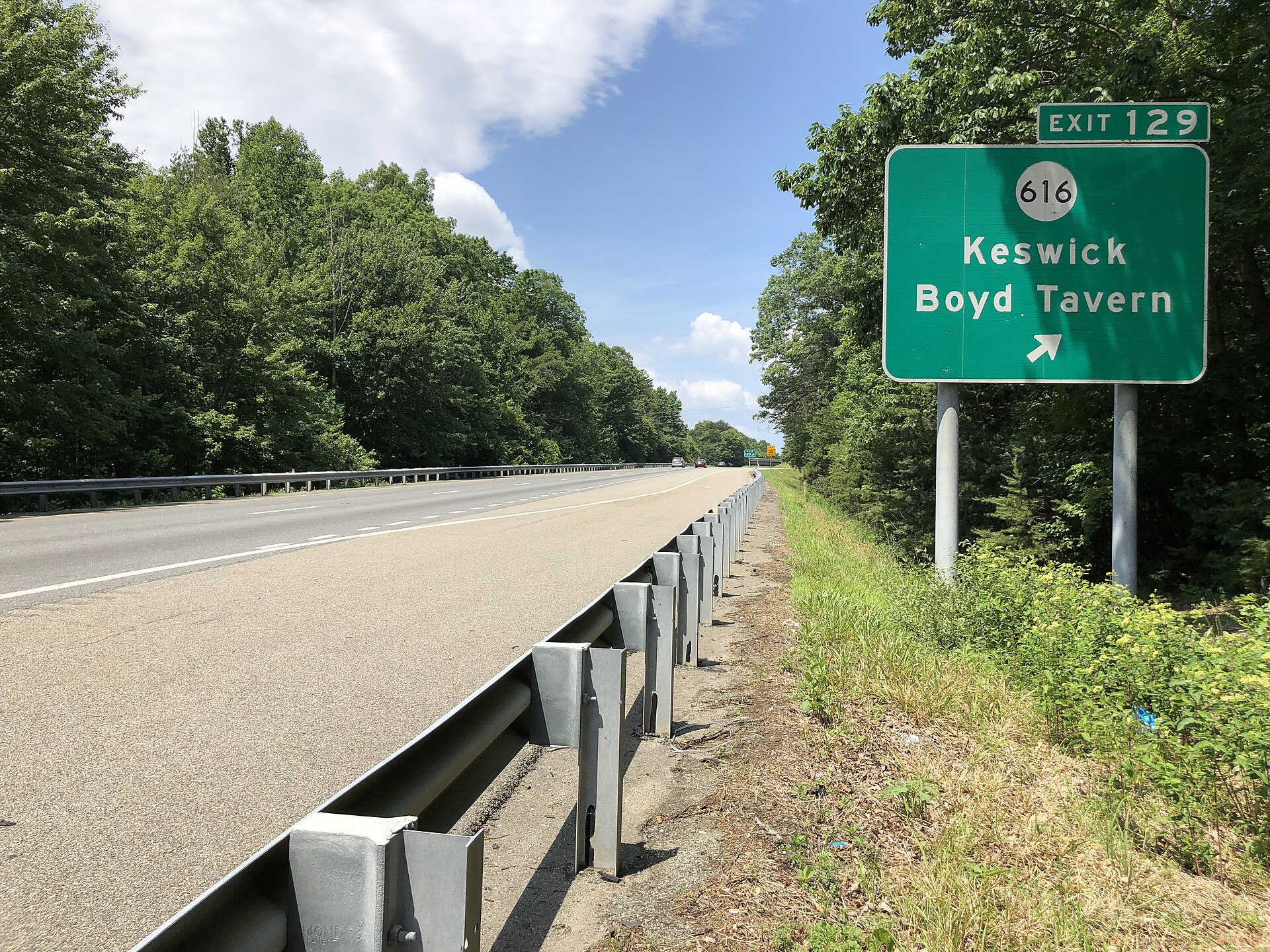 View west along Interstate 64 at Exit 129 (Virginia State Route 616, Keswick, Boyd Tavern) in Boyd Tavern, Albemarle County, Virginia