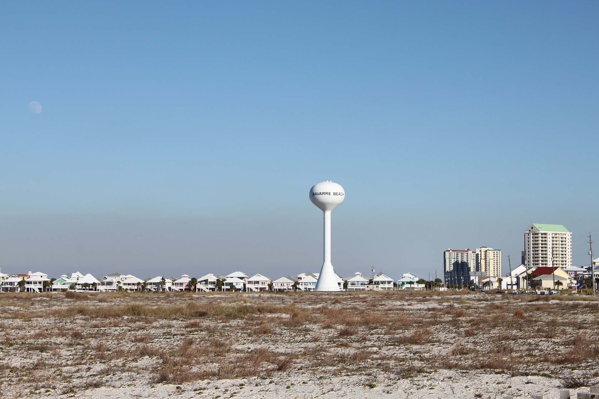 The shoreline at Navarre Beach, Florida