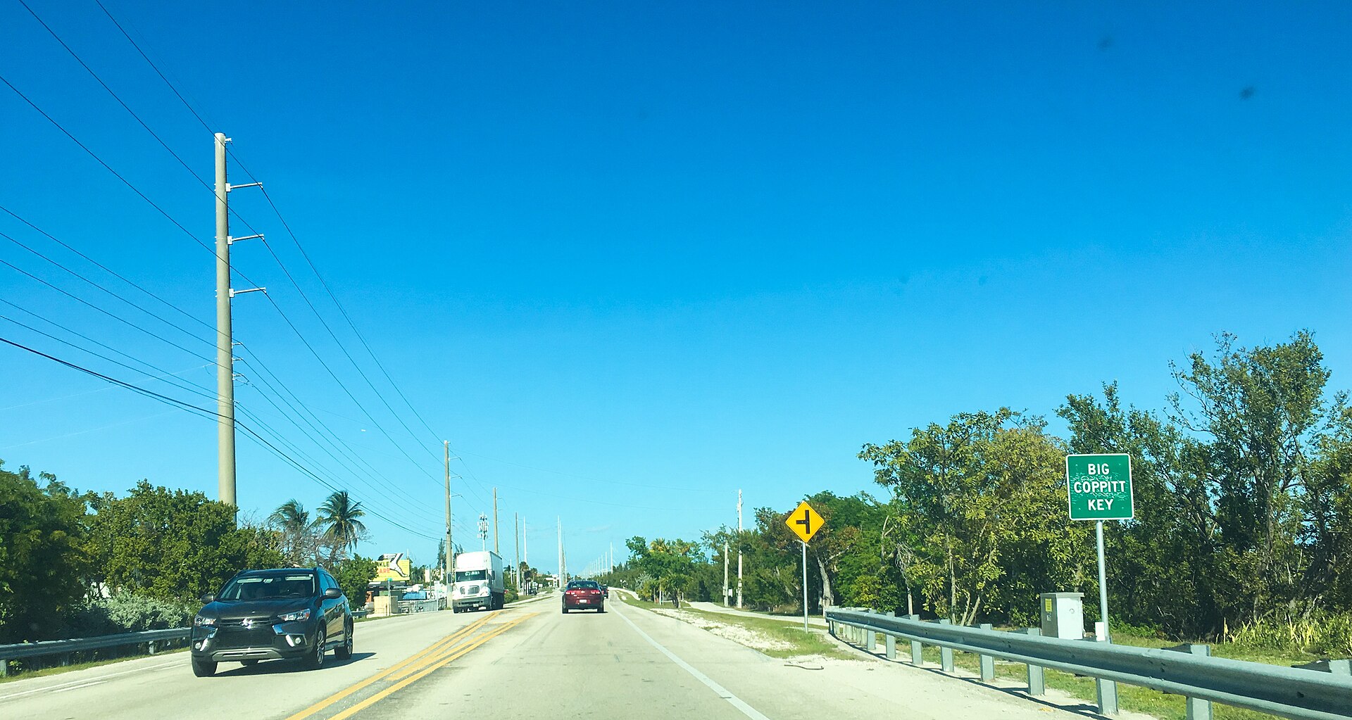 U.S. Highway 1 entering Big Coppitt Key, Florida