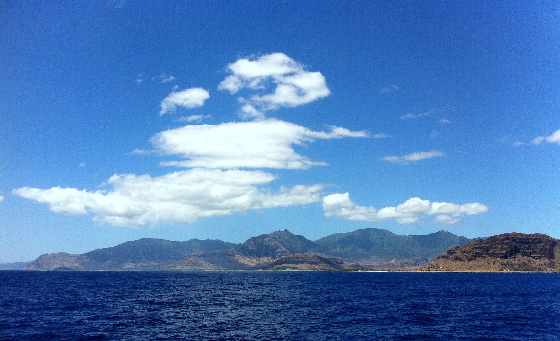 The Waianae coast and the Pacific Ocean.