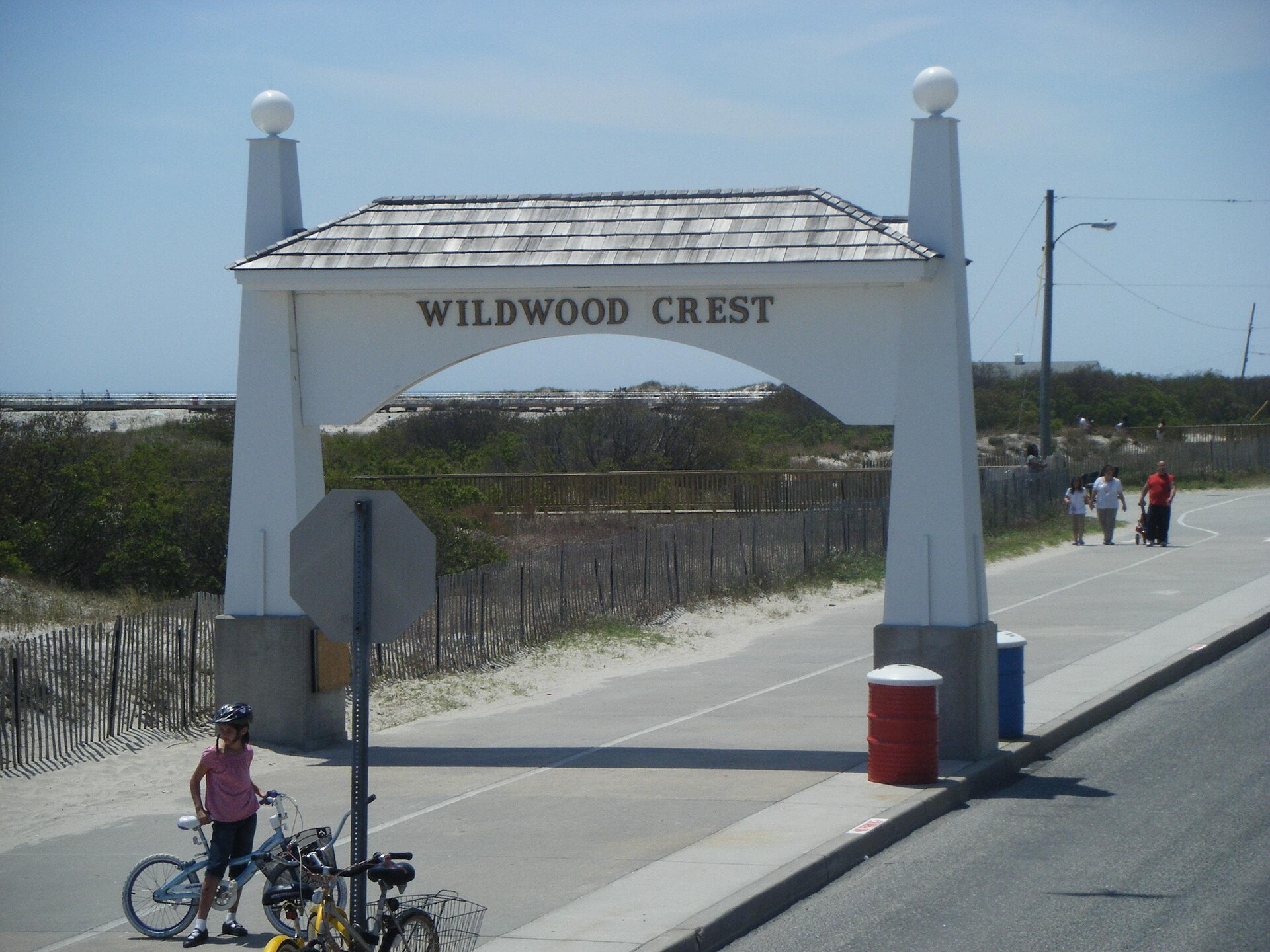 The Wildwood Crest borough arch welcoming visitors to Wildwood Crest, New Jersey