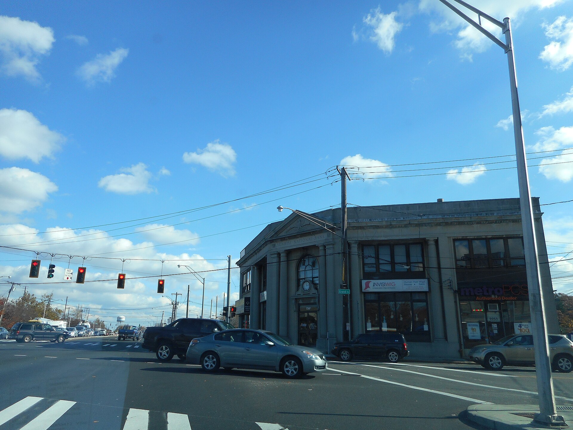 The former Sunrise National Bank Building at Sunrise Highway and Grand Avenue in Baldwin, New York.