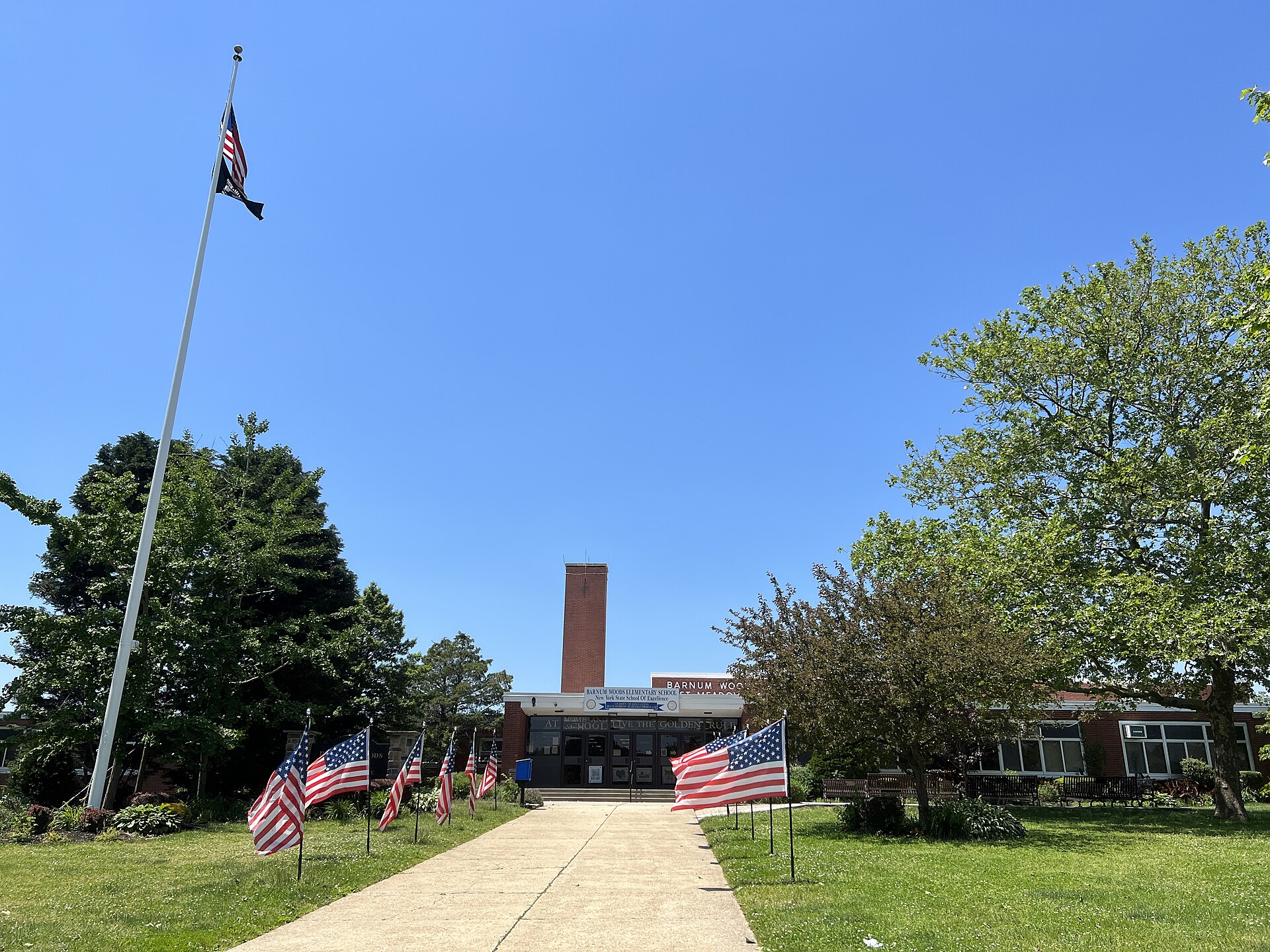 The front entrance of Barnum Woods Elementary School in East Meadow, New York.