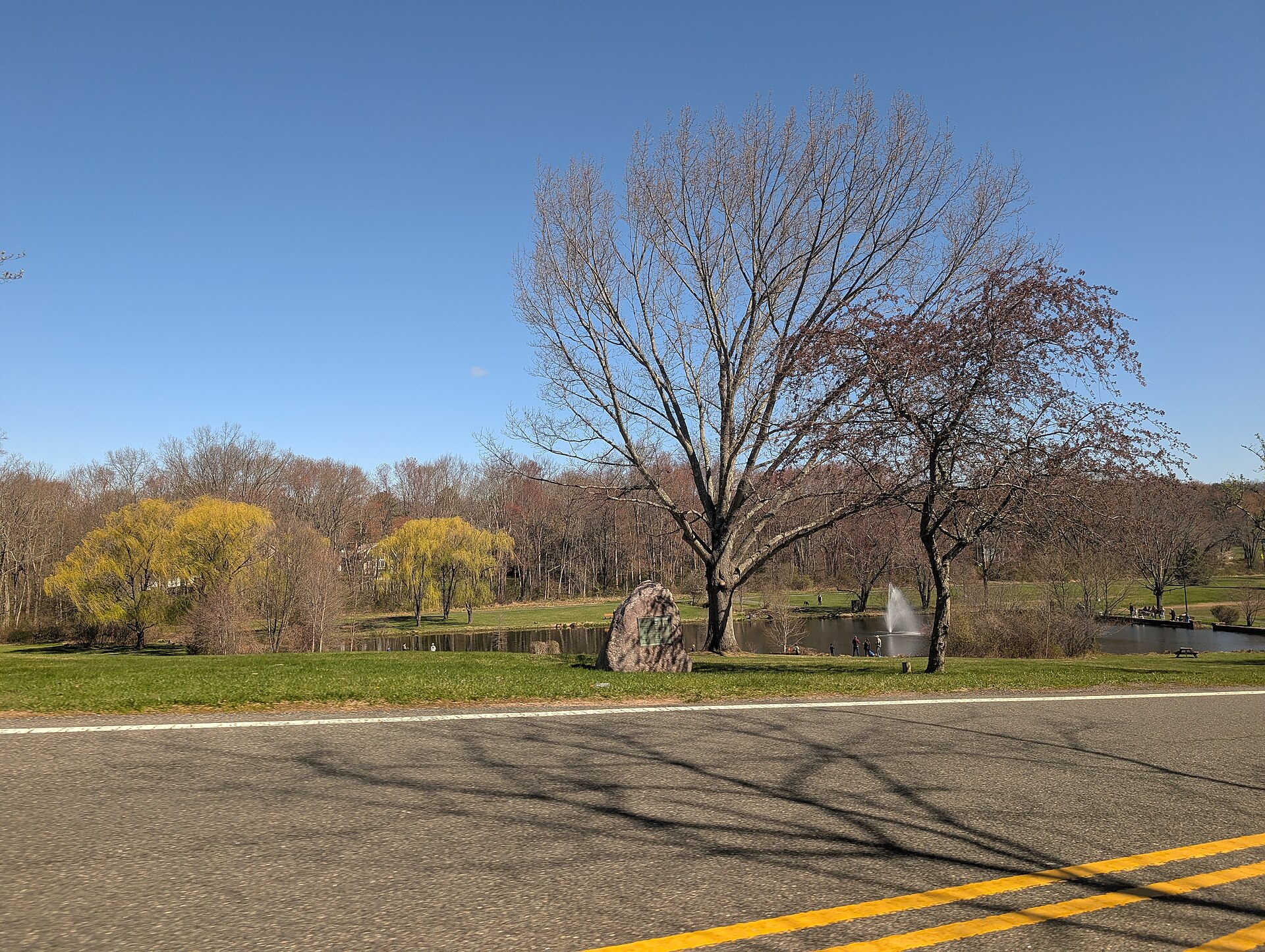 Pond and monument at Bayne Park in New Vernon