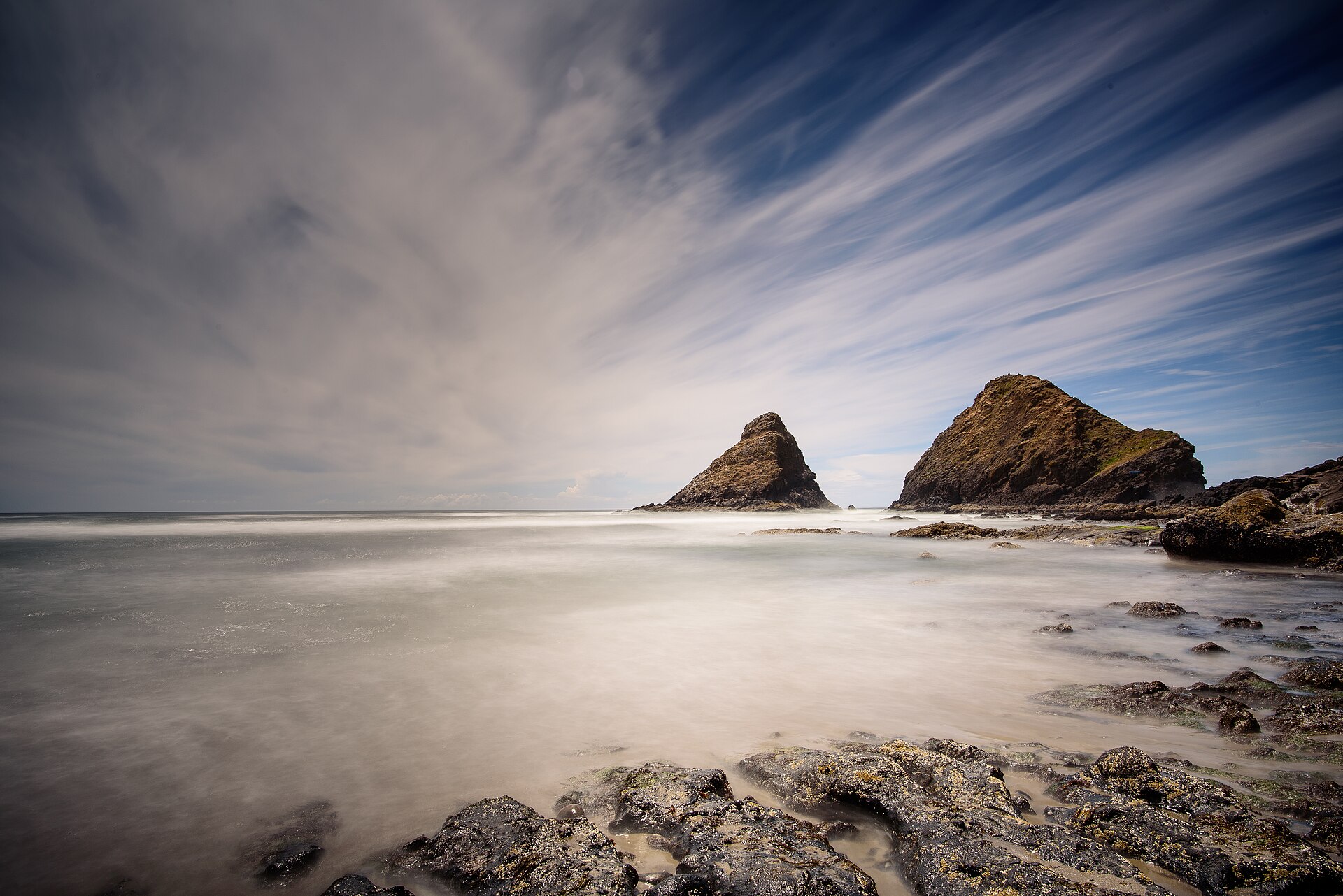 Sandy shoreline at Heceta Beach, Oregon