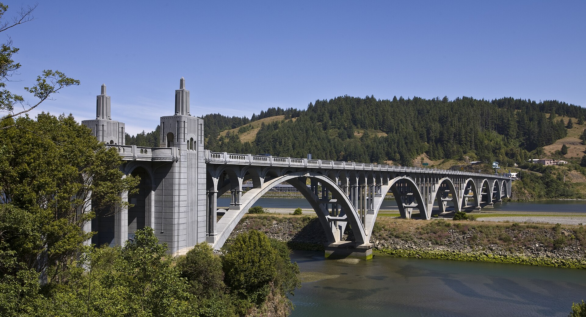 The Isaac Lee Patterson Bridge over the Rogue River at Wedderburn, Oregon