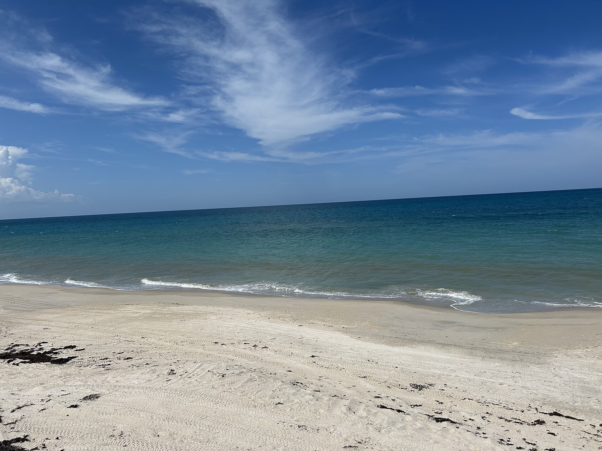 Shoreline and gentle waves at Wabasso Beach, Florida