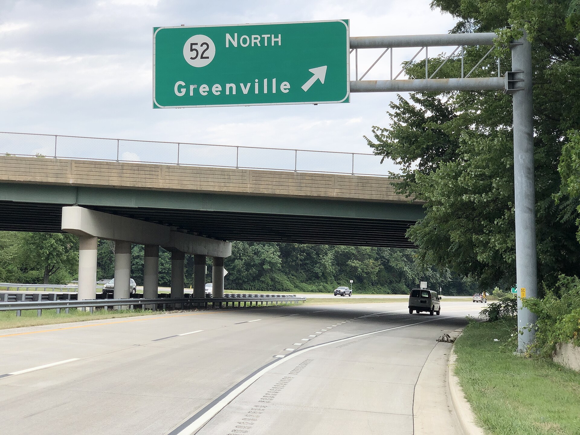 View north along Delaware Route 100 in Greenville