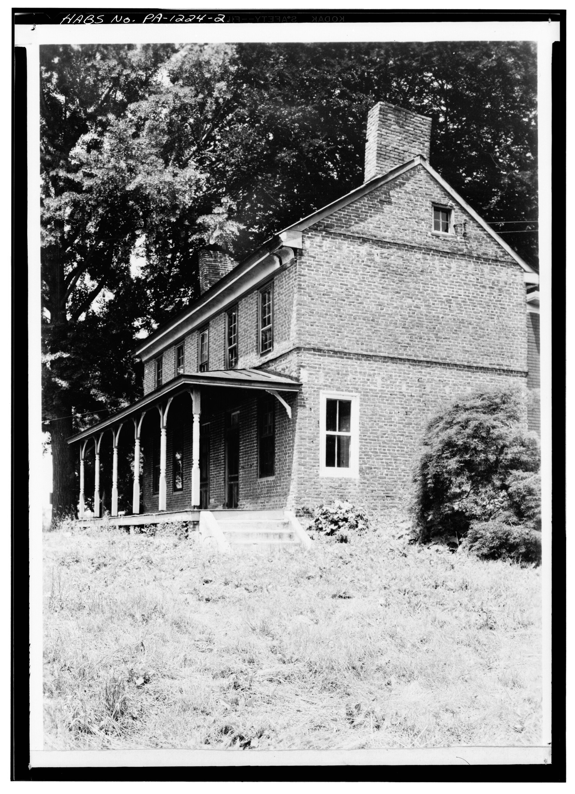 SOUTH AND EAST ELEVATIONS - Joseph Jackson House, Old Baltimore Pike (London Grove Township), West Grove, Chester County, PA HABS PA,15-WGRO