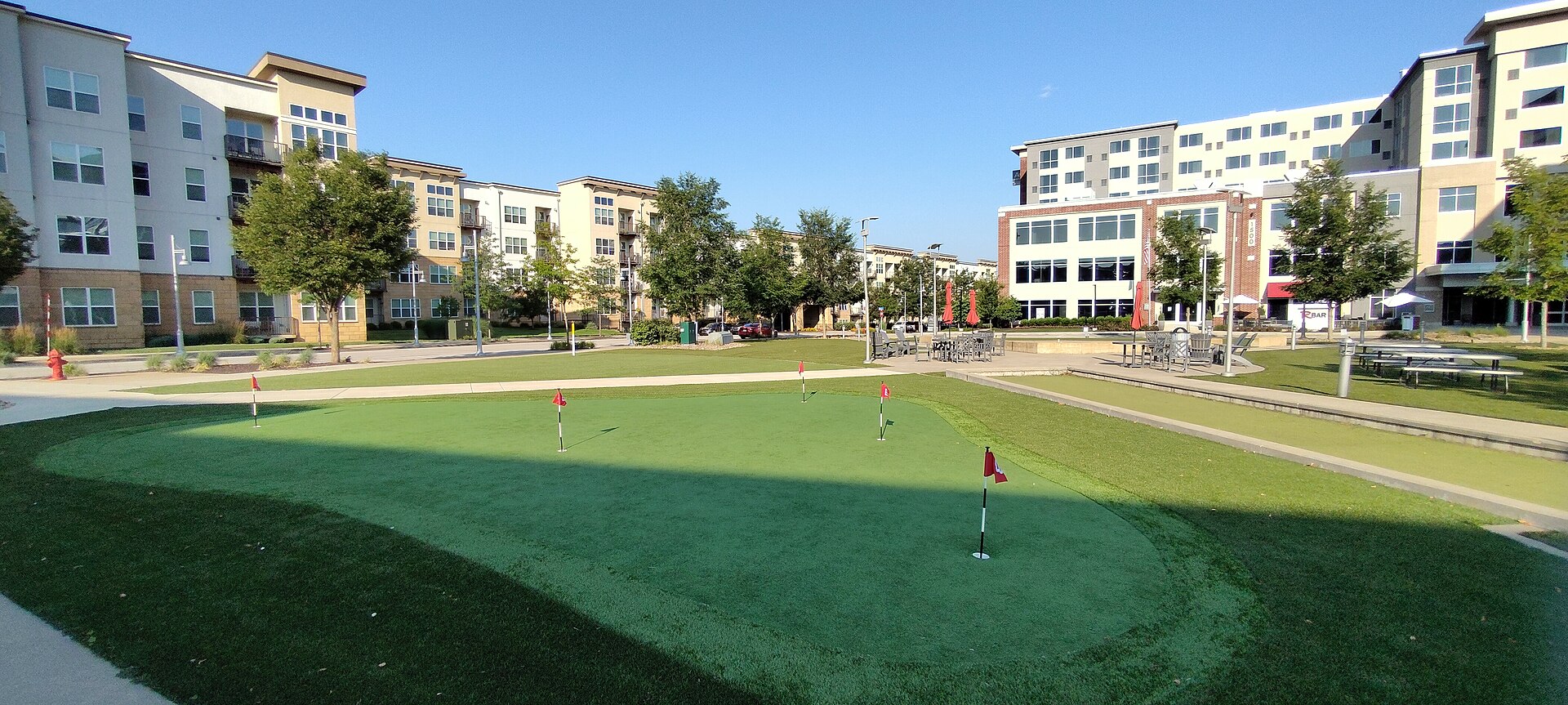 Miniature golf course at Southpointe Town Square
