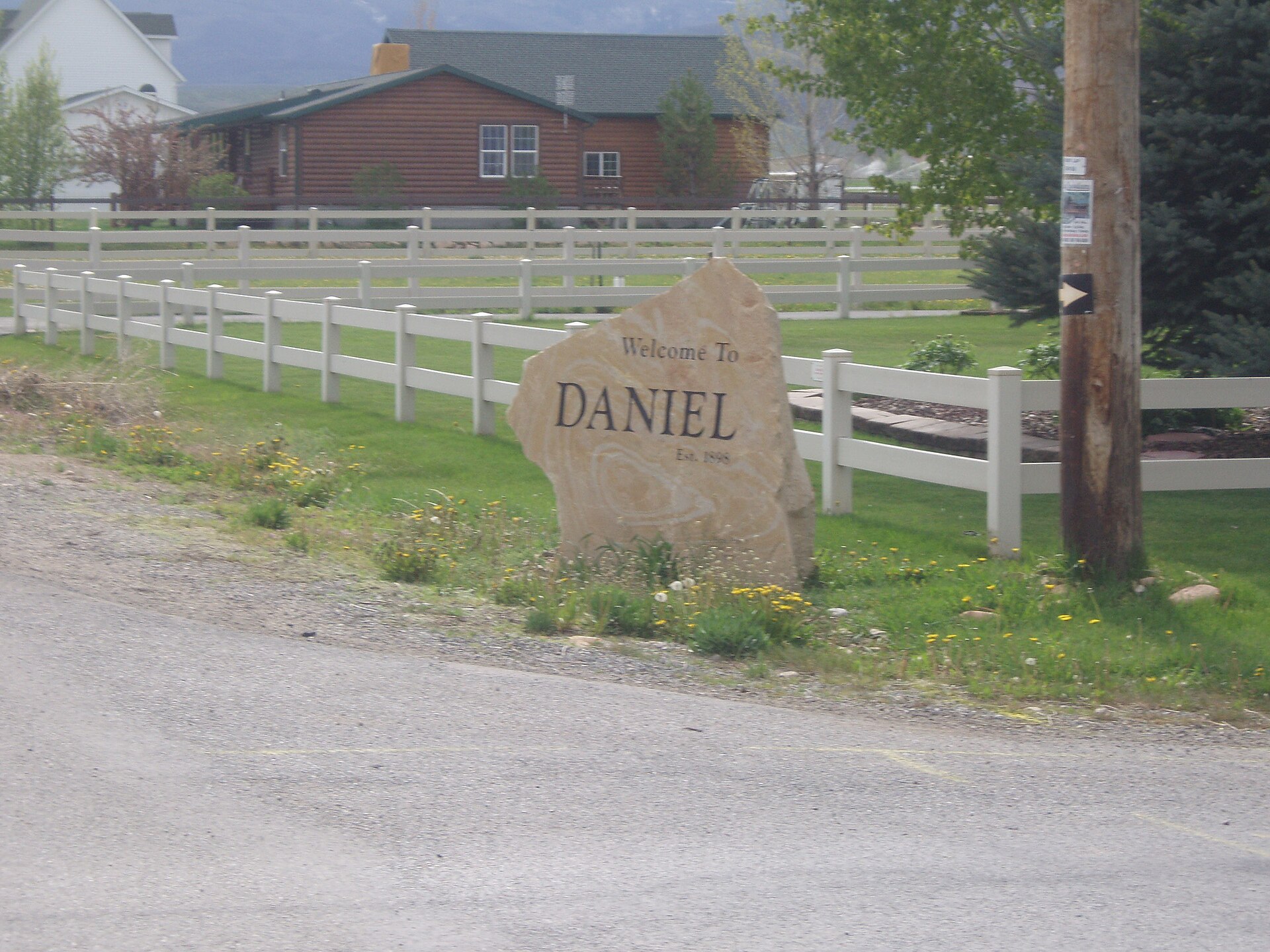 The town welcome sign for Daniel, Utah.