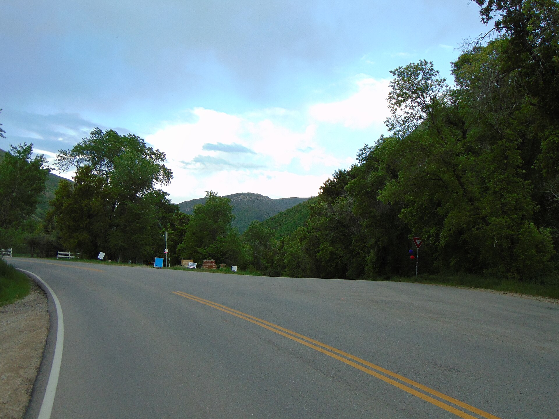 The canyon road split in Hobble Creek Canyon, Utah