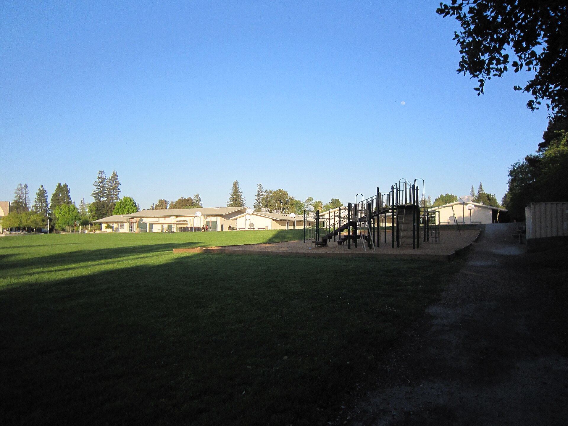 The playground and fields at La Entrada School in West Menlo Park.