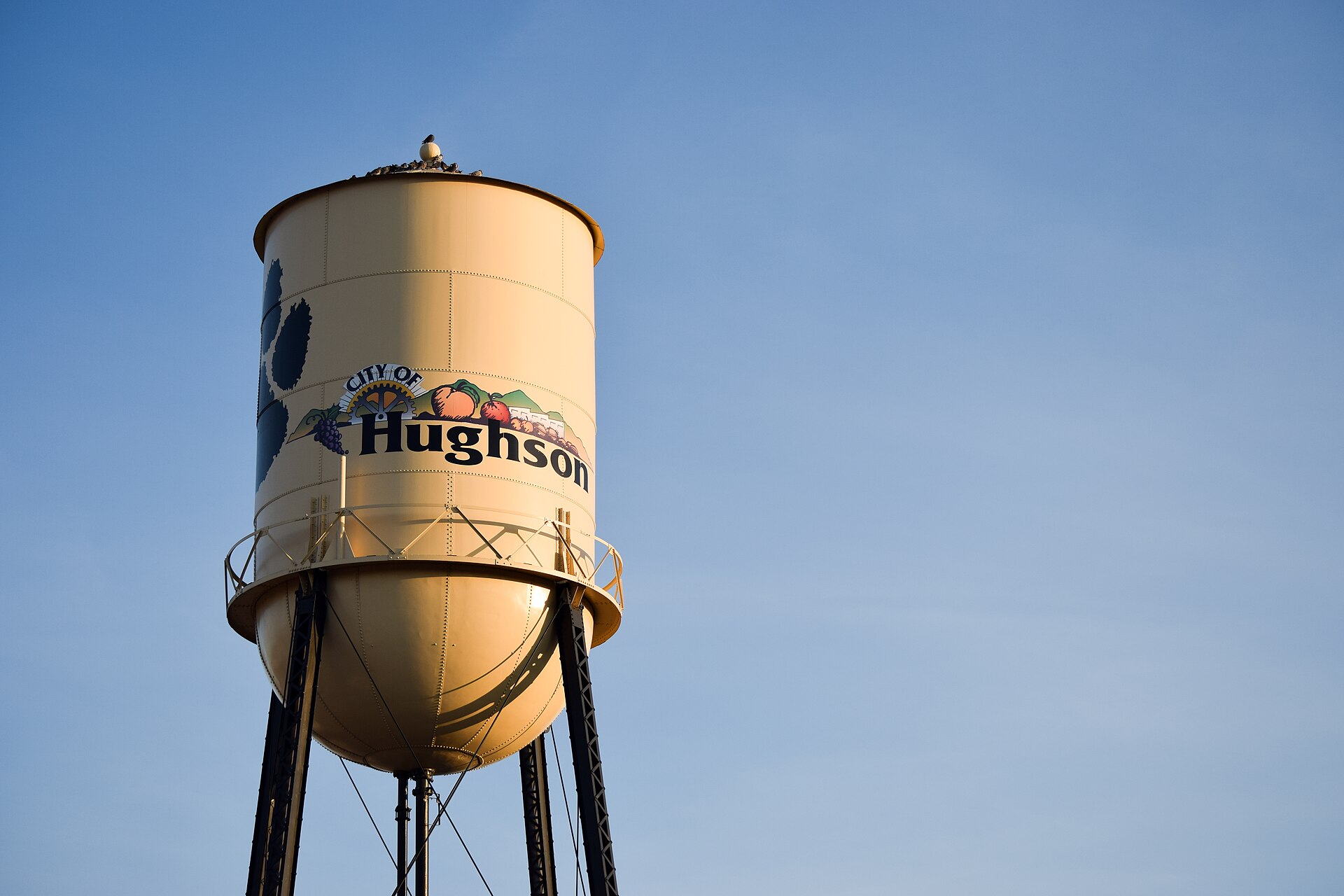 The City of Hughson, California water tower