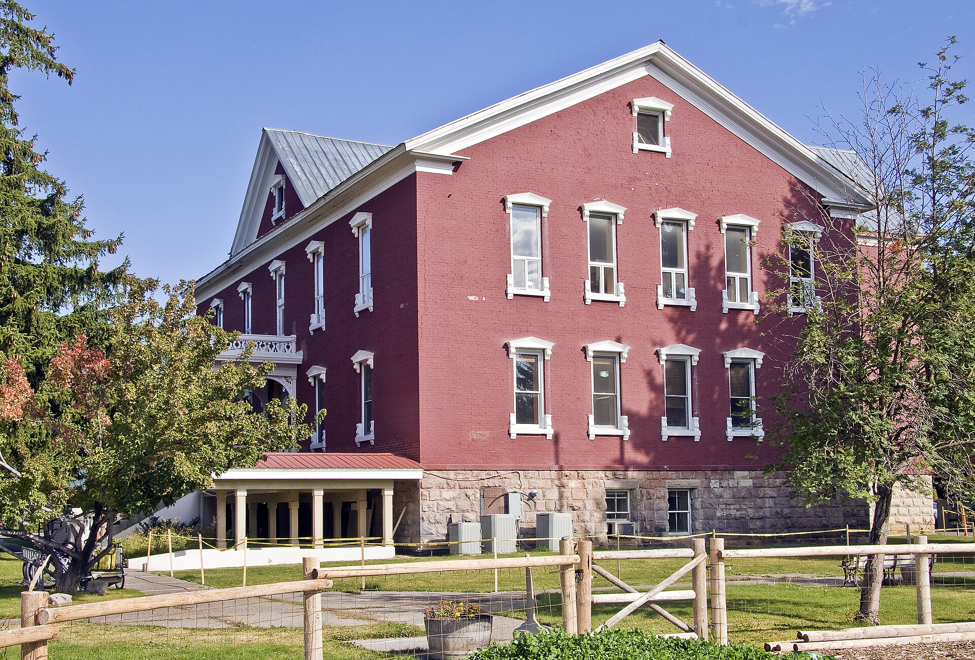 Historic red brick Blaine County Courthouse in Hailey
