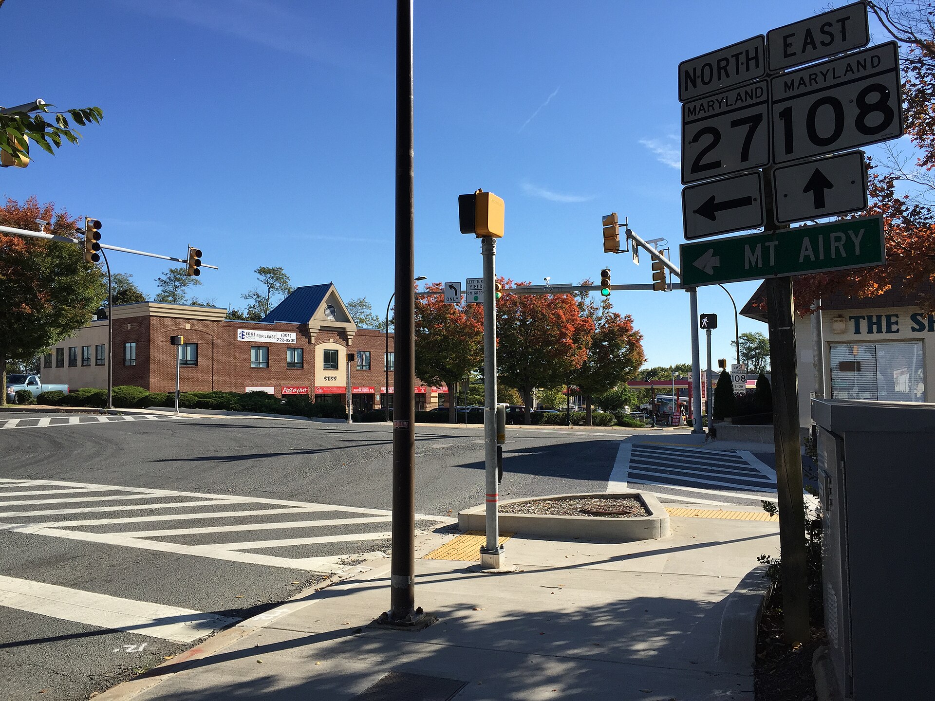 Main Street intersection in Damascus Maryland