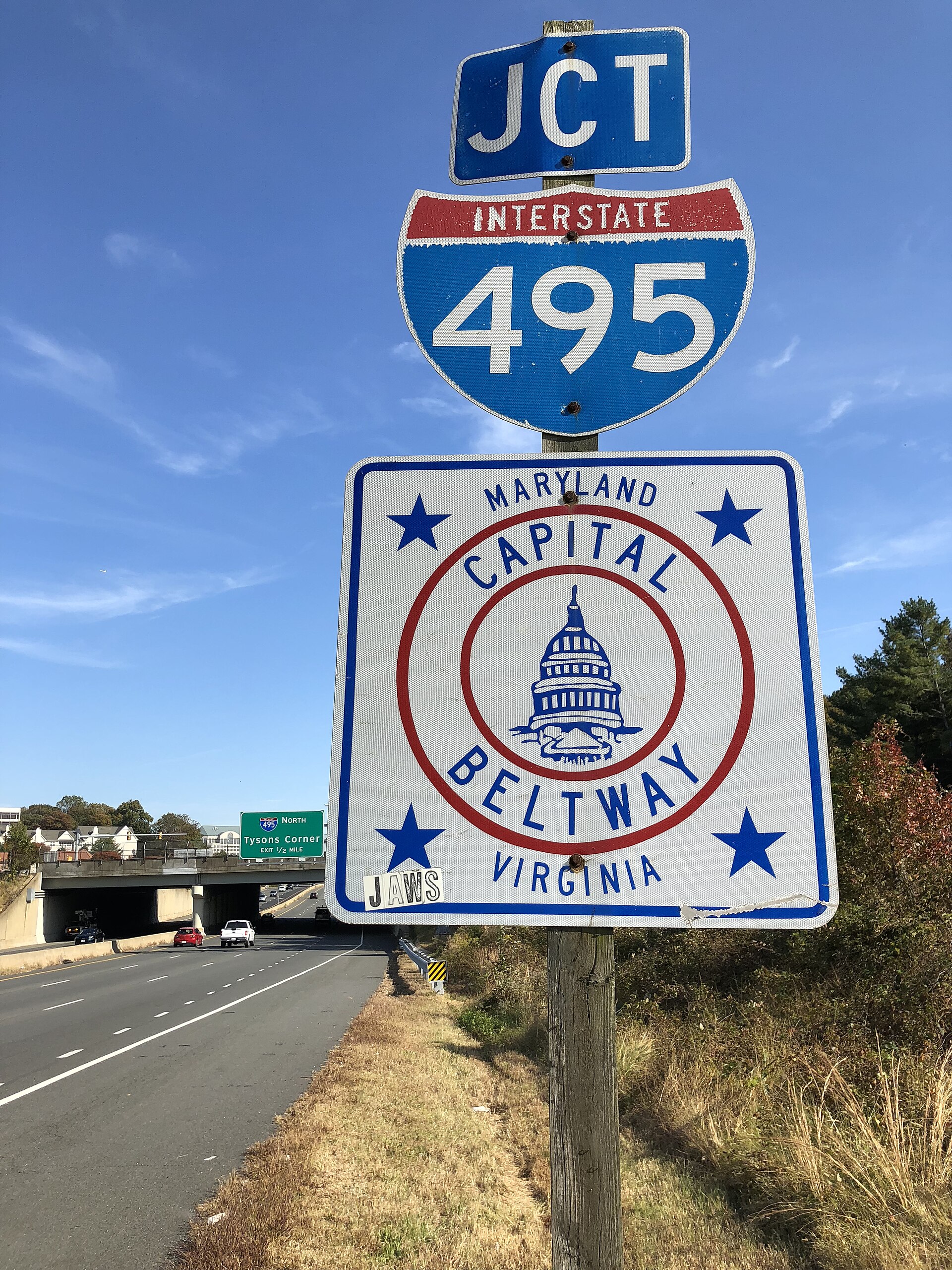 Capital Beltway signs along Arlington Boulevard in Woodburn, Virginia