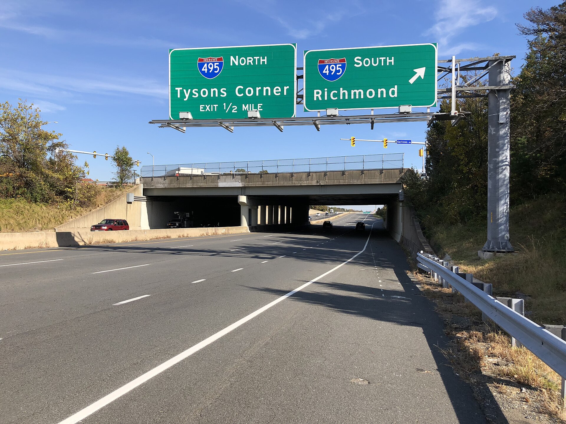 U.S. Route 50 at the Interstate 495 exit in Woodburn, Virginia