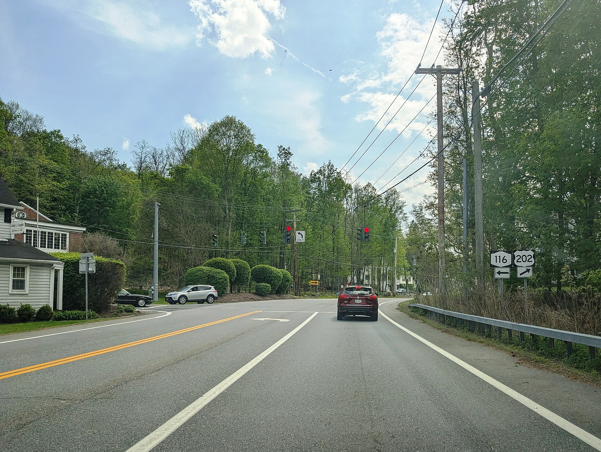 Westbound U.S. Route 202 in Somers, New York, by Heritage Hills.