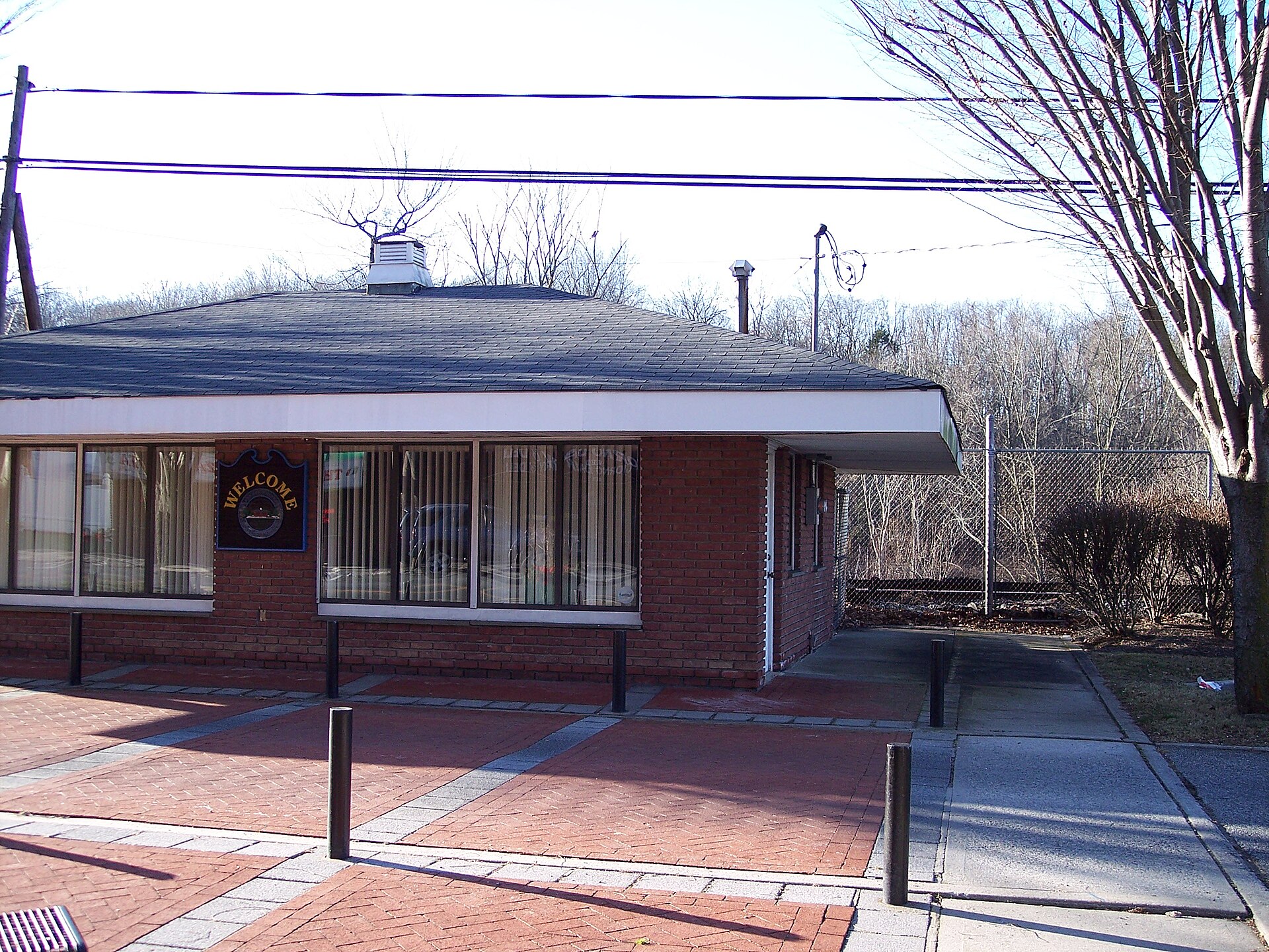 The Thornwood train station with its Welcome sign