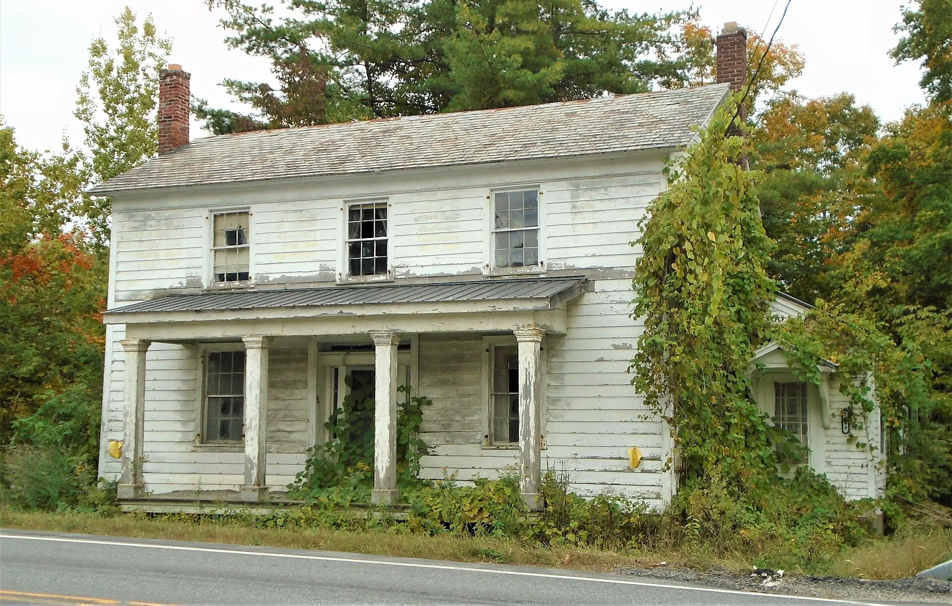 Old house on NY 29 in Galway