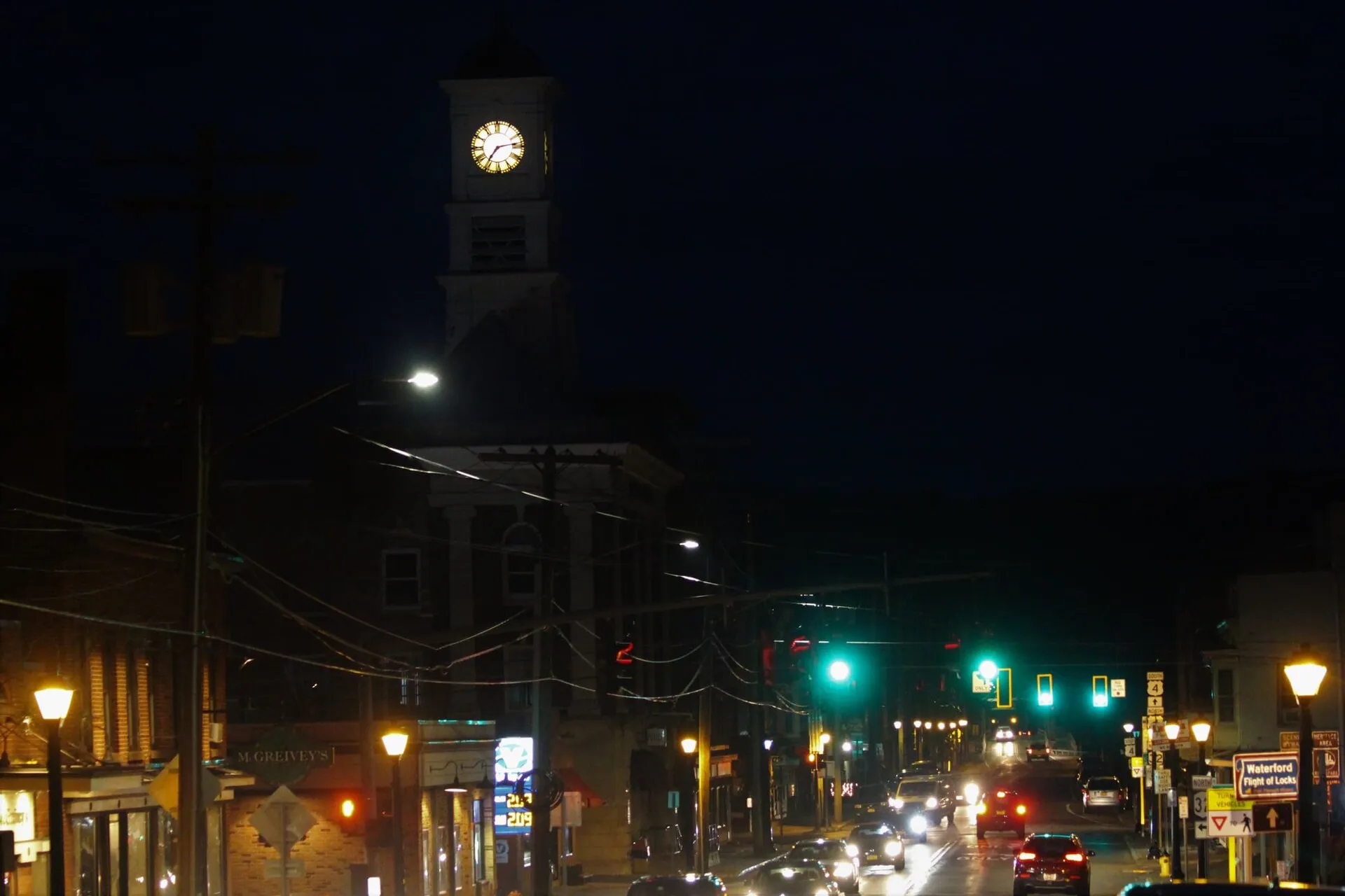 Broad Street in the village of Waterford at night