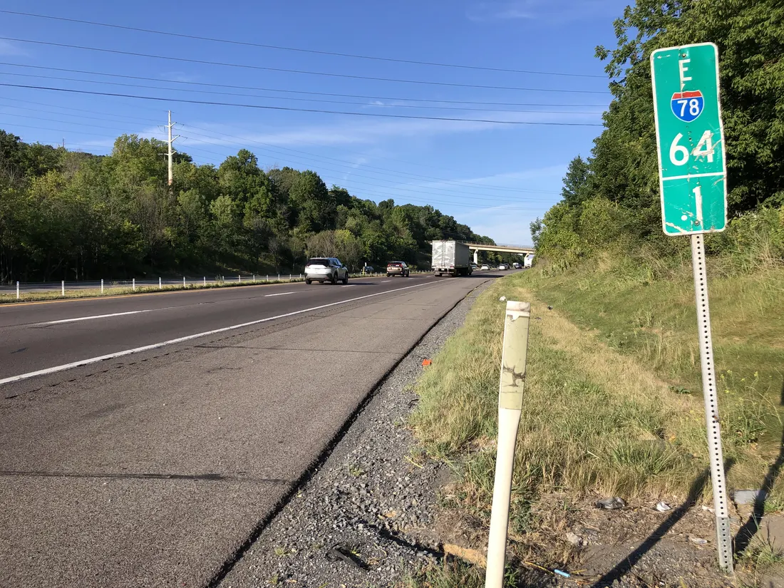 View east along Interstate 78 between Exit 60 and Exit 67 in Lower Saucon Township, Northampton County, Pennsylvania
