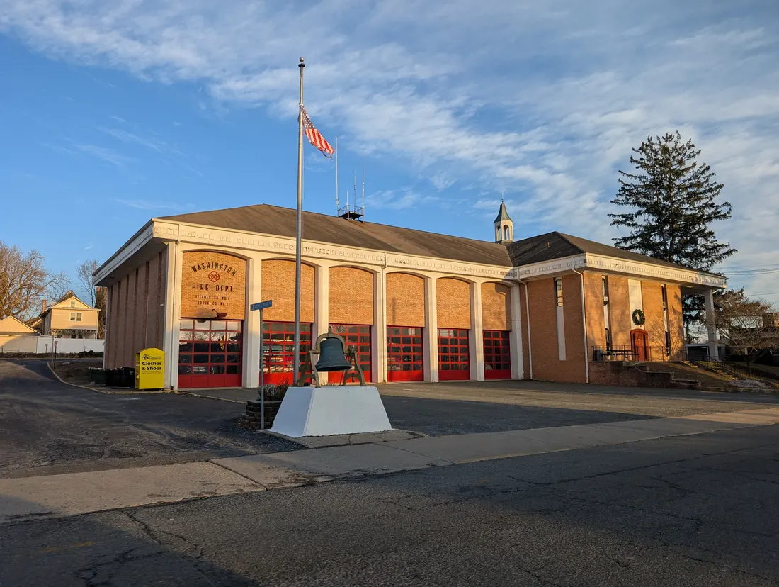 Photo of the Washington Fire Department in Washington Borough, New Jersey. Photo taken from Belvidere Avenue looking east.