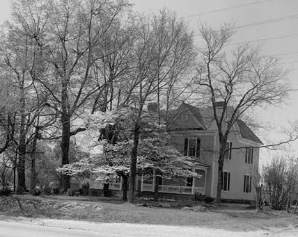 the James Berrien Upshaw Homeplace (Historic American Buildings Survey), photographer Sammy Fowler. License: