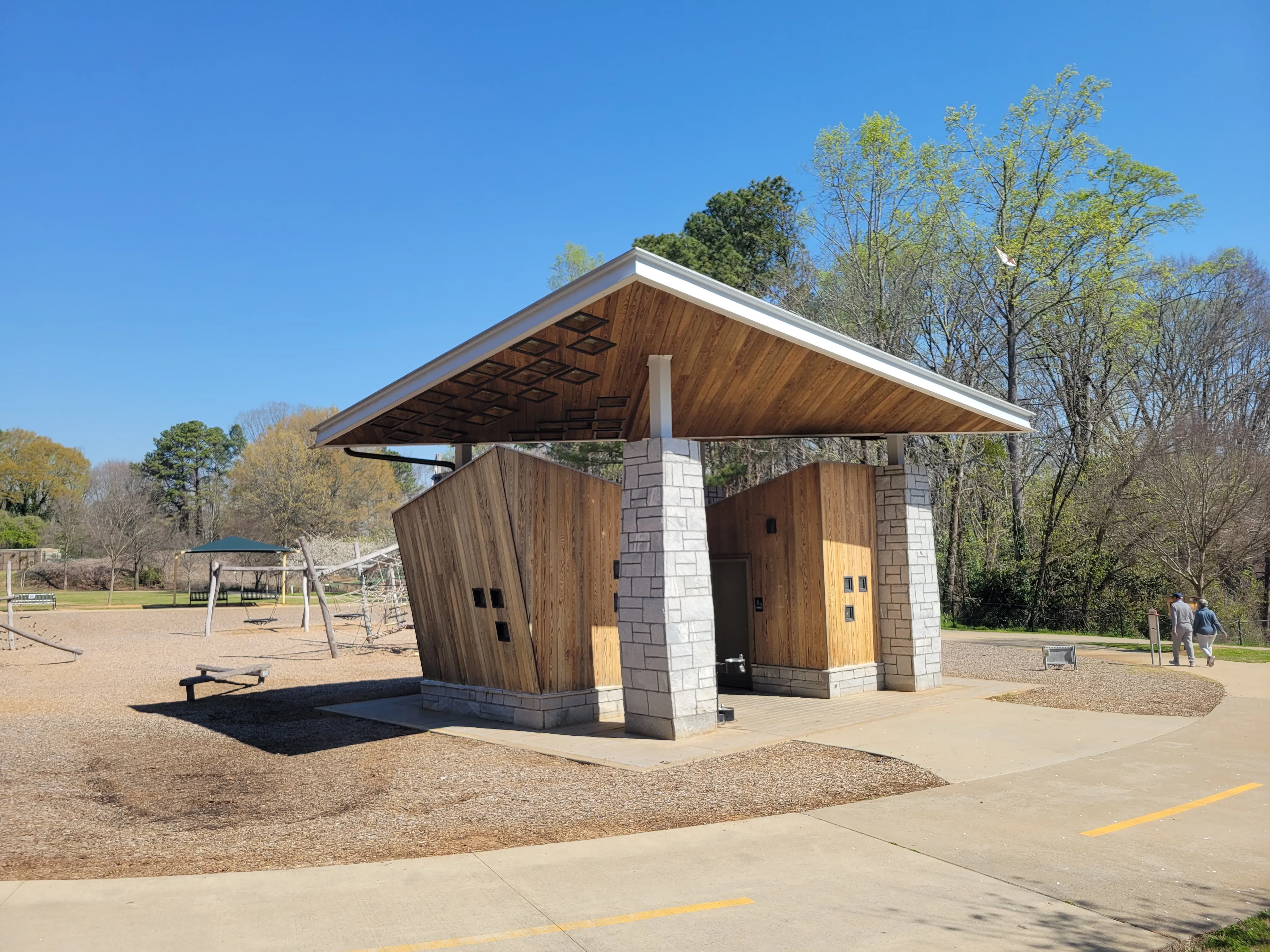 Restrooms in Blackburn Park, Brookhaven Georgia