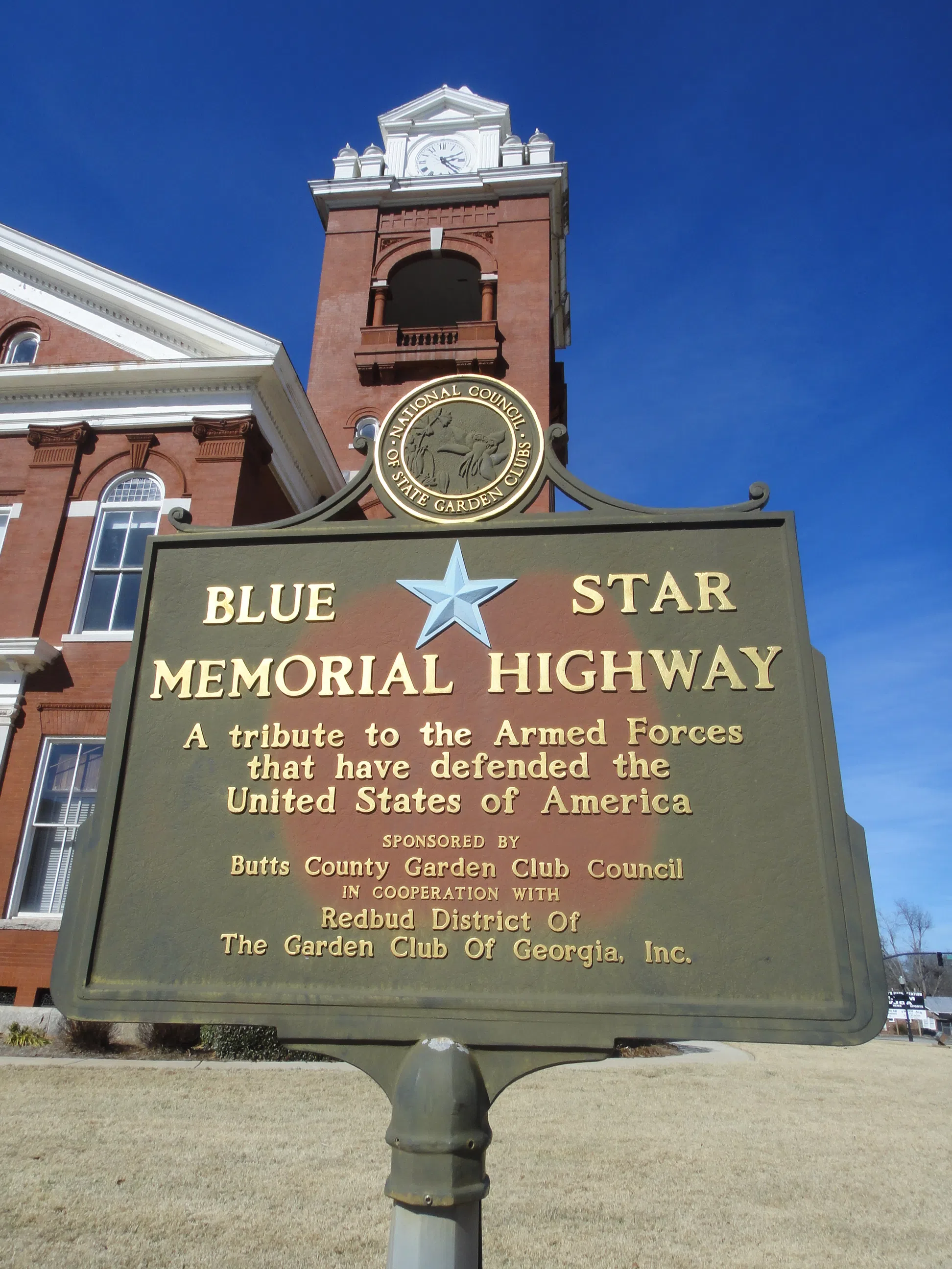 Blue Star Memorial Marker at the Butts County Courthouse in Jackson, Georgia. — License: