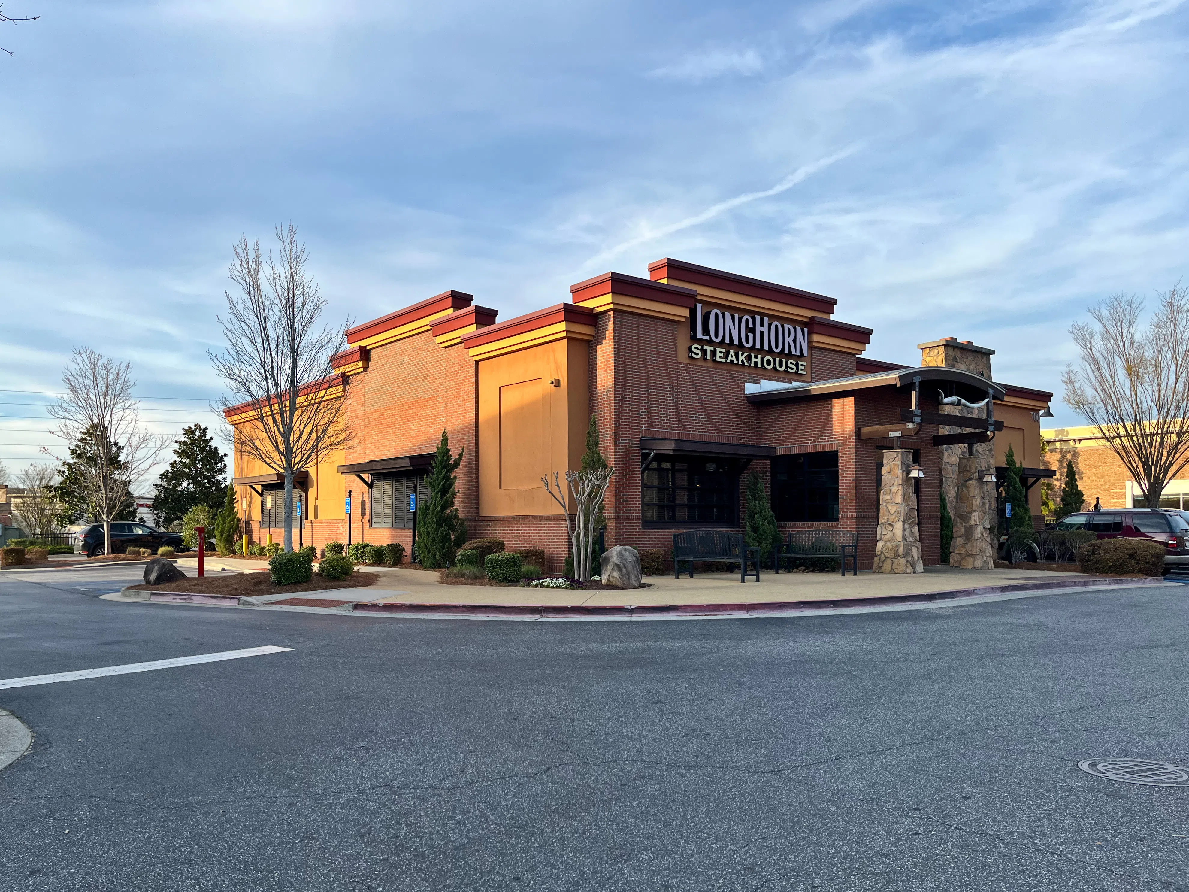 Longhorn Steakhouse in Snellville, Georgia