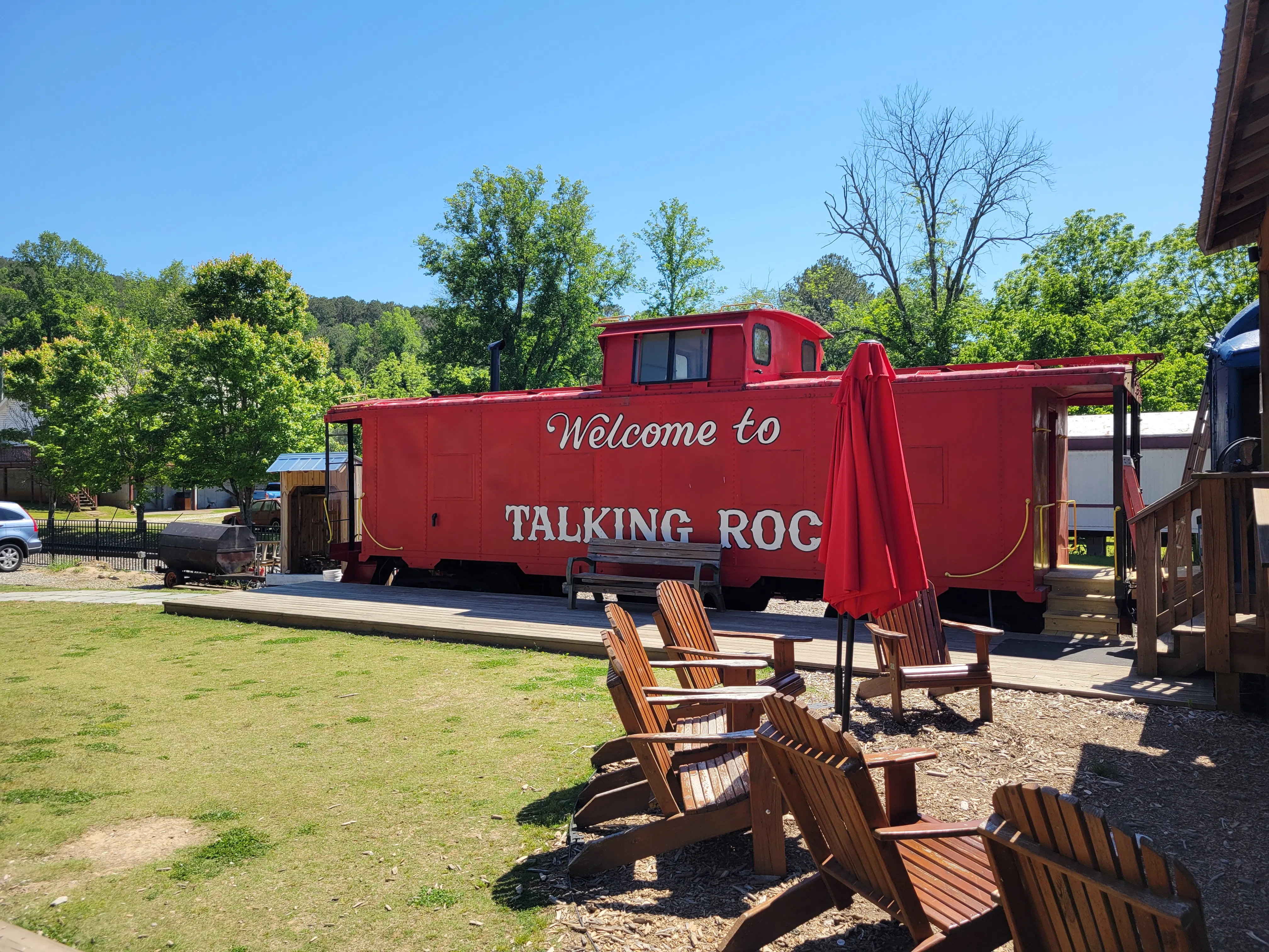 Welcome to Talking Rock Georgia