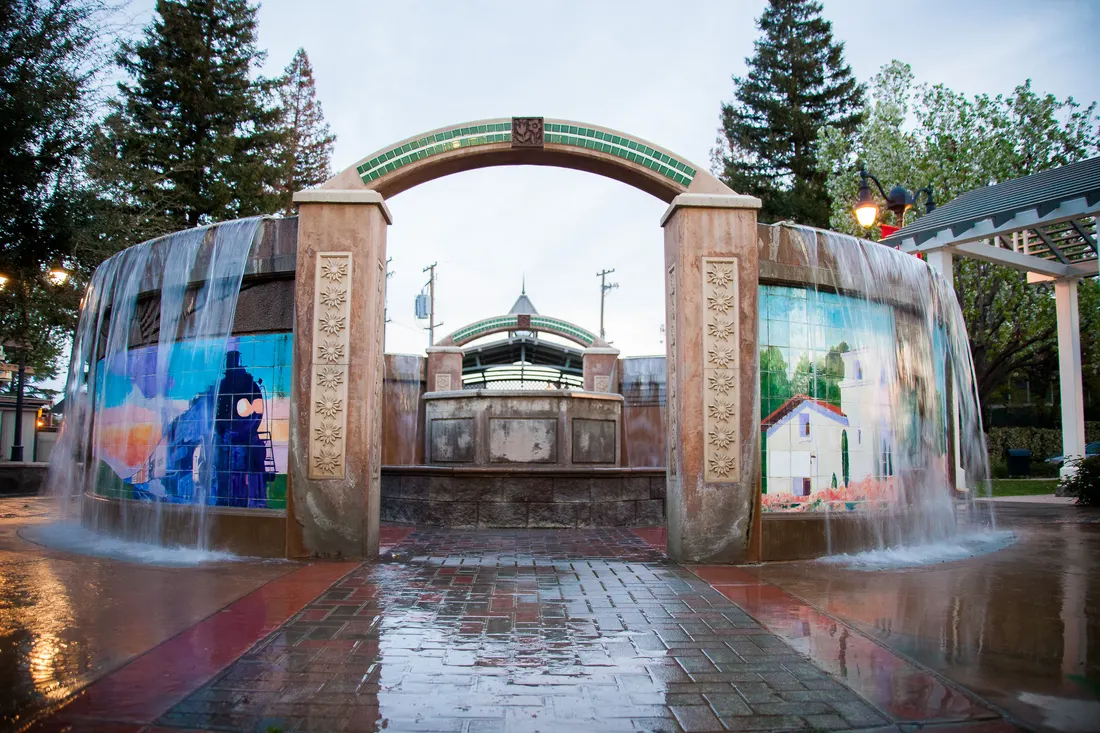 Fountain found in downtown Shafter