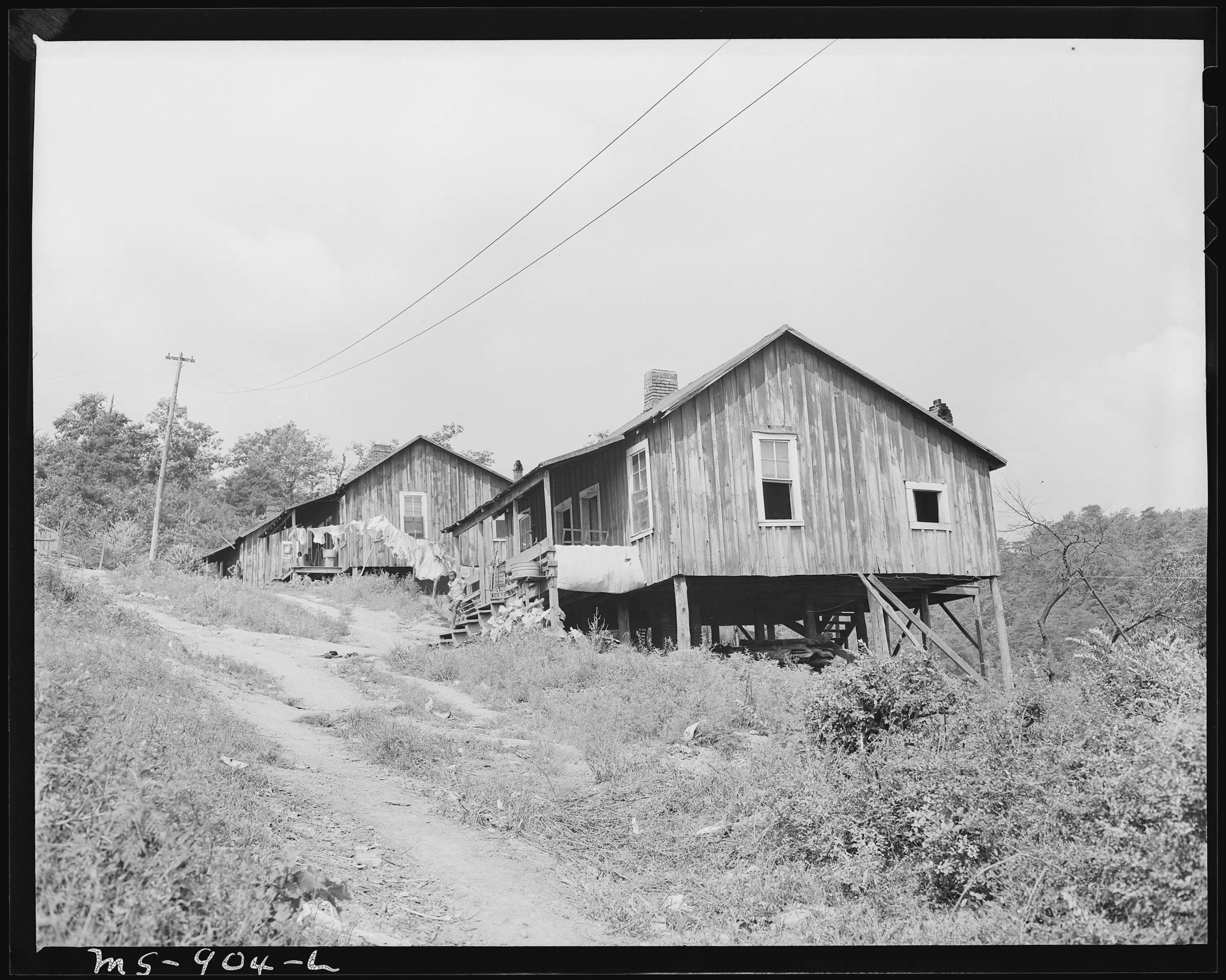 Homes of Negro miners in company housing project. Adams, Rowe & Norman Inc., Porter Mine, Adamsville, Jefferson - NARA - 540602