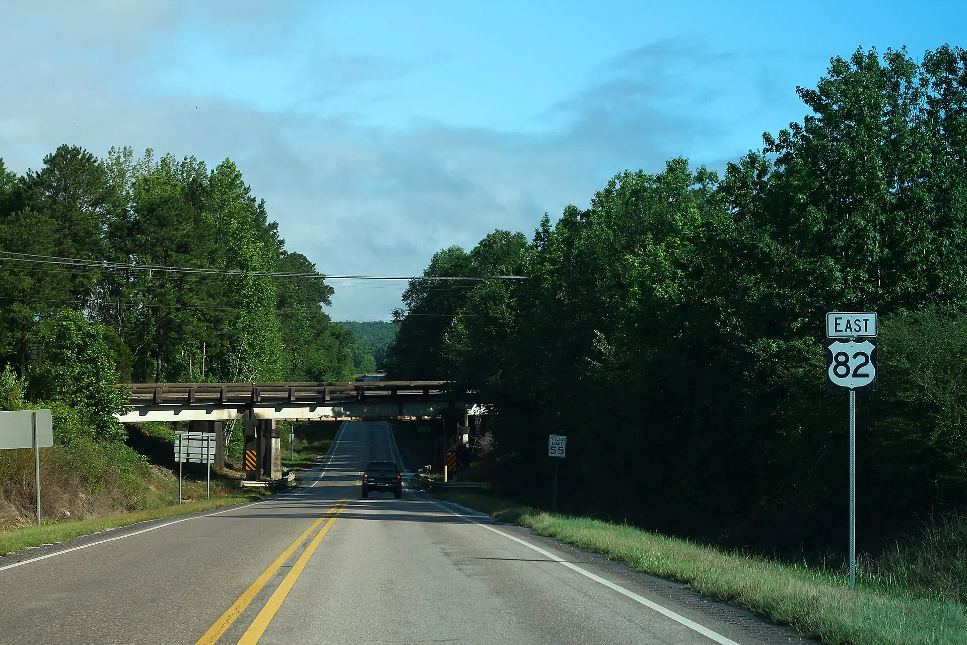 US 82 road sign in Maplesville, Alabama