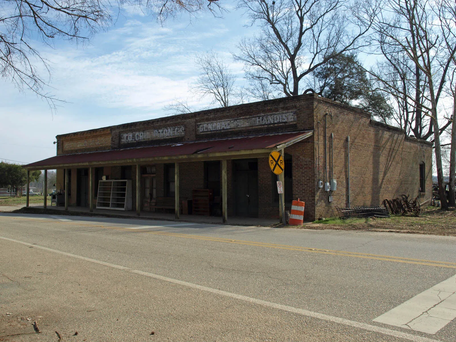 Street view in Maplesville, Alabama
