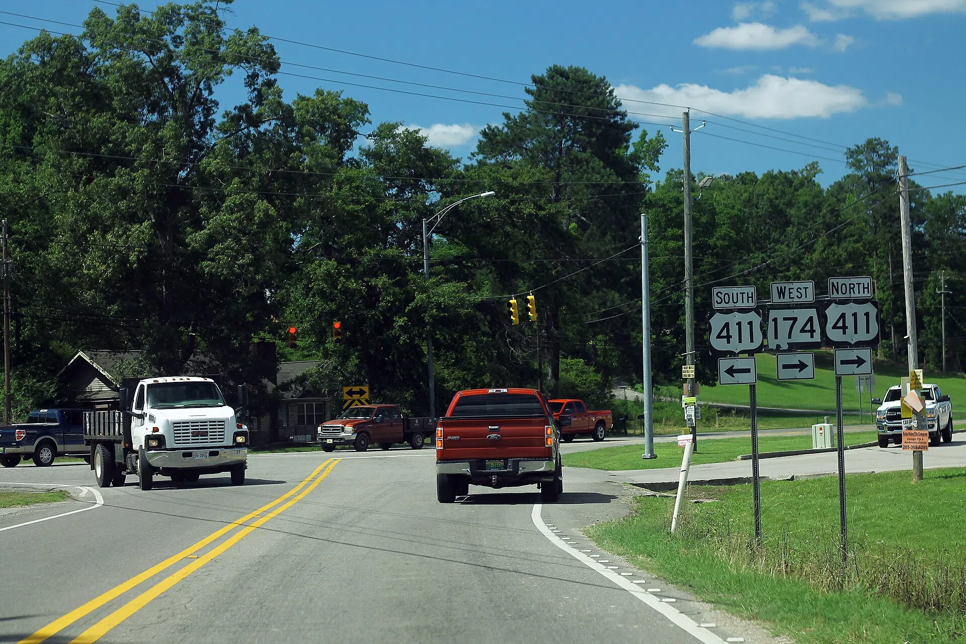 Alabama 174 / US 411 junction in Odenville, Alabama