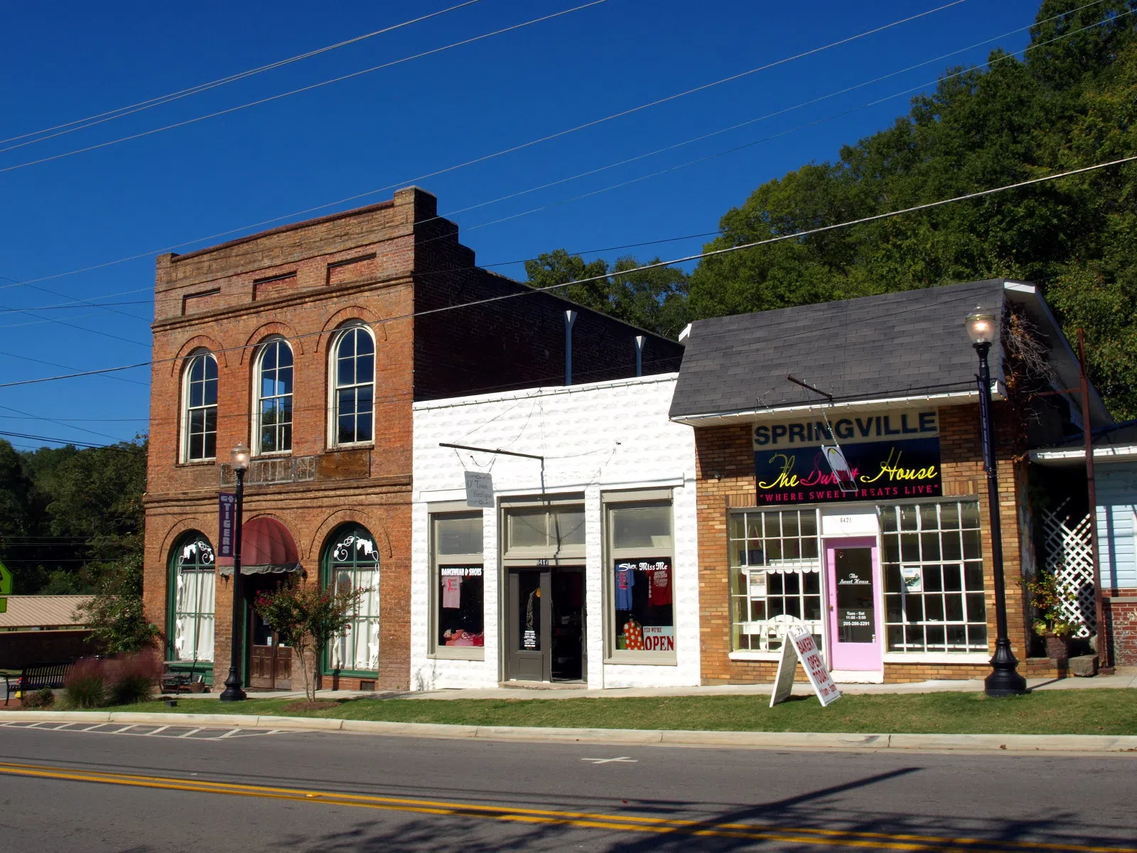 Main Street in Springville, Alabama