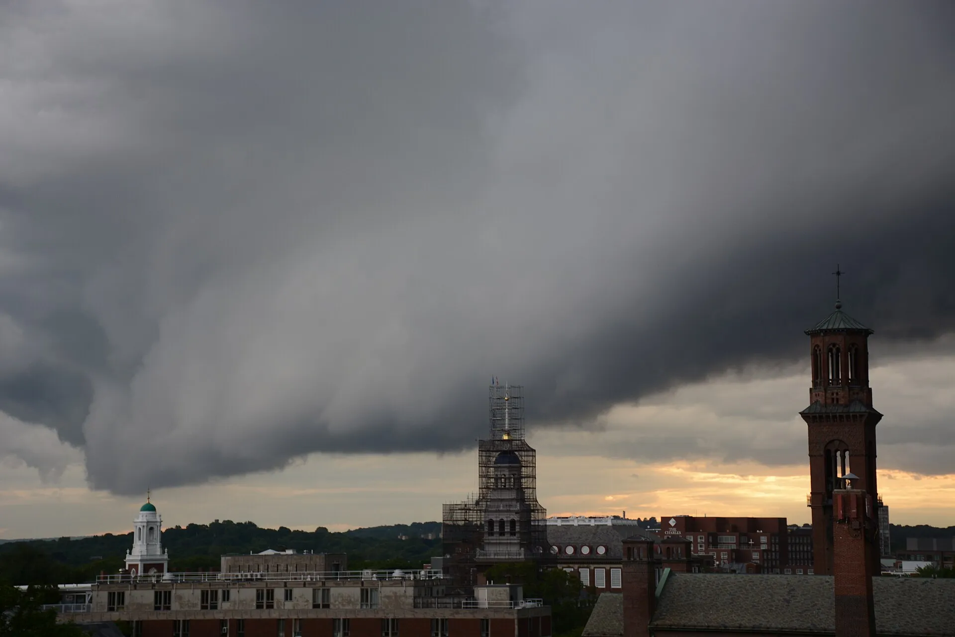 Shelf cloud over Cambridge, Massachusetts