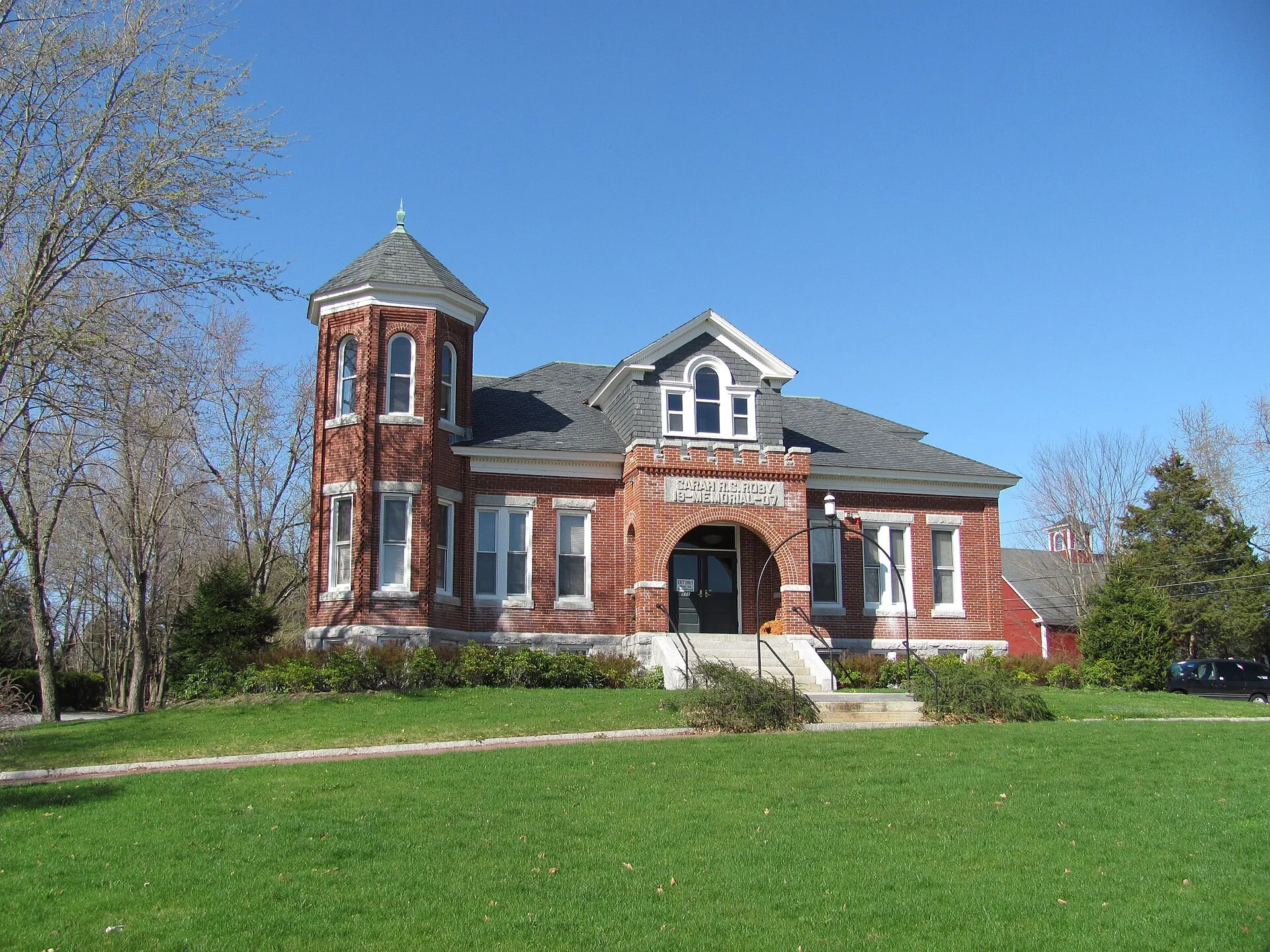Town Hall, Dunstable Massachusetts - also known as Roby Memorial Hall, Built in 1907