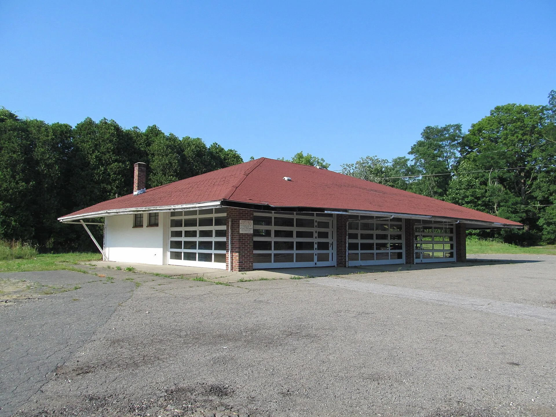 Lee's Farm Stand, Wayland Massachusetts.