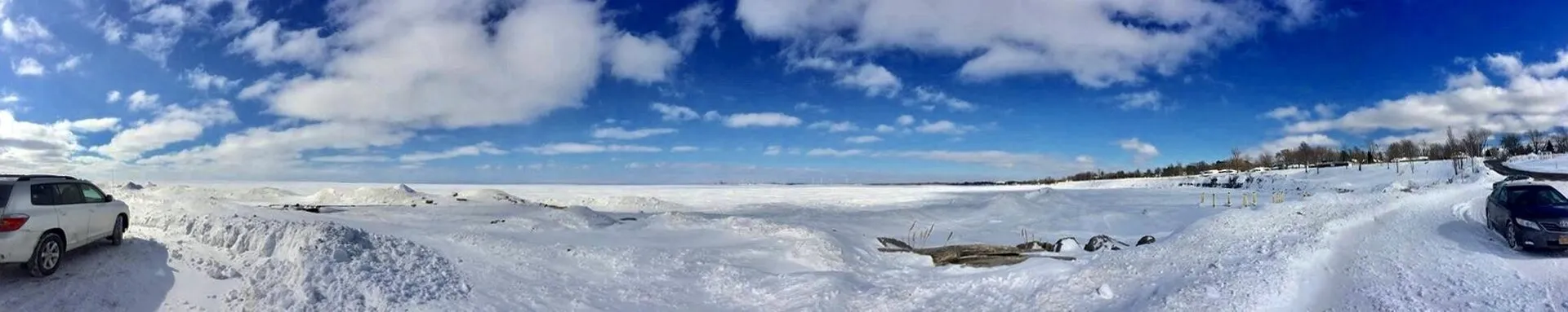 Frozen Lake Erie panorama, Hamburg