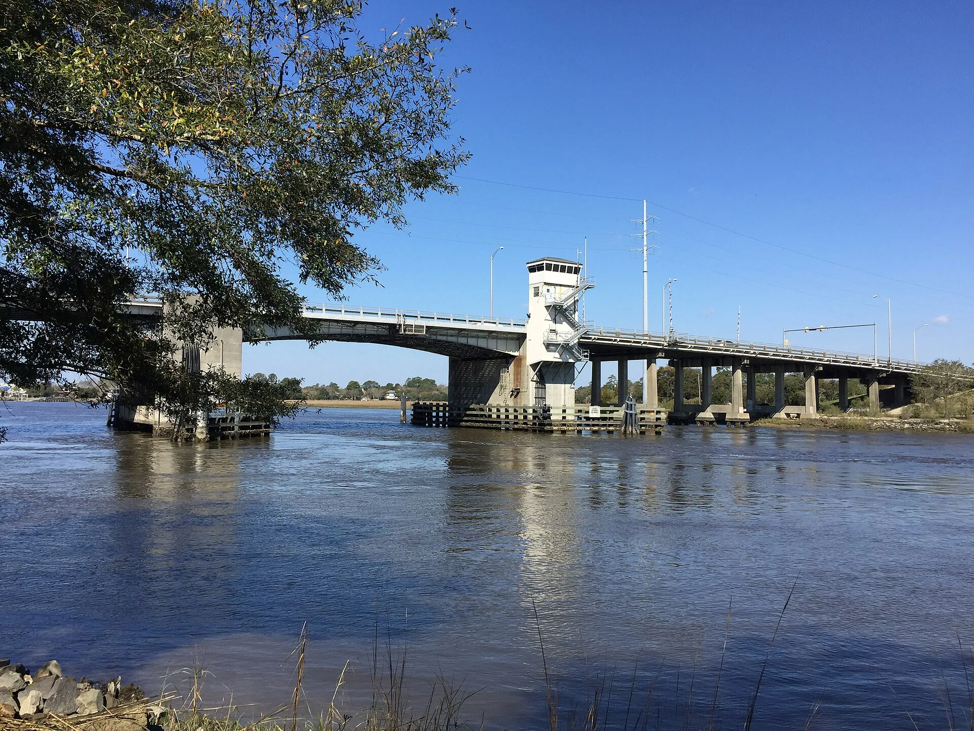 The Wappoo Creek drawbridge linking James Island to the mainland.