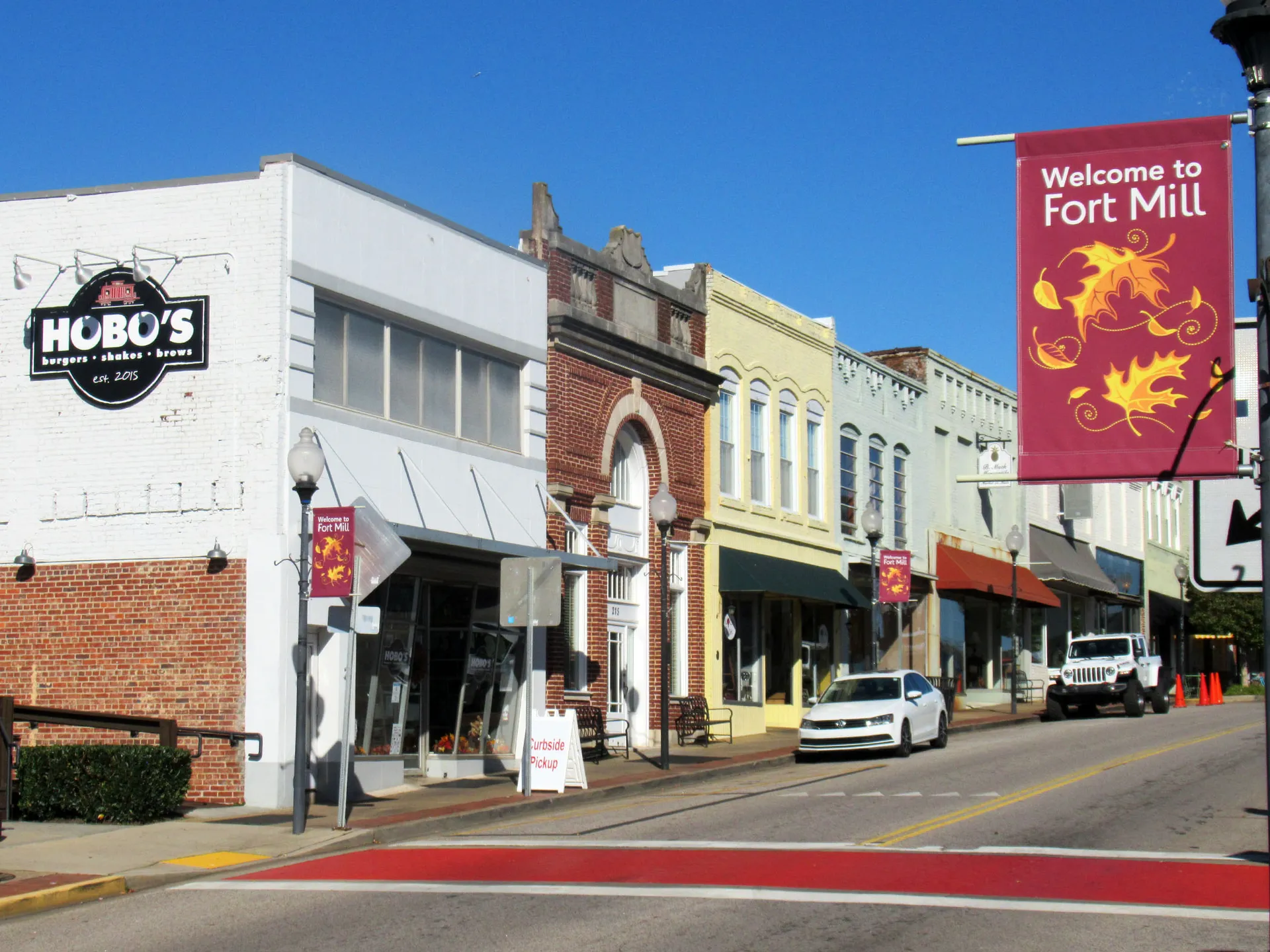 Nearby Baxter Village area: Main Street uphill from Confederate Park