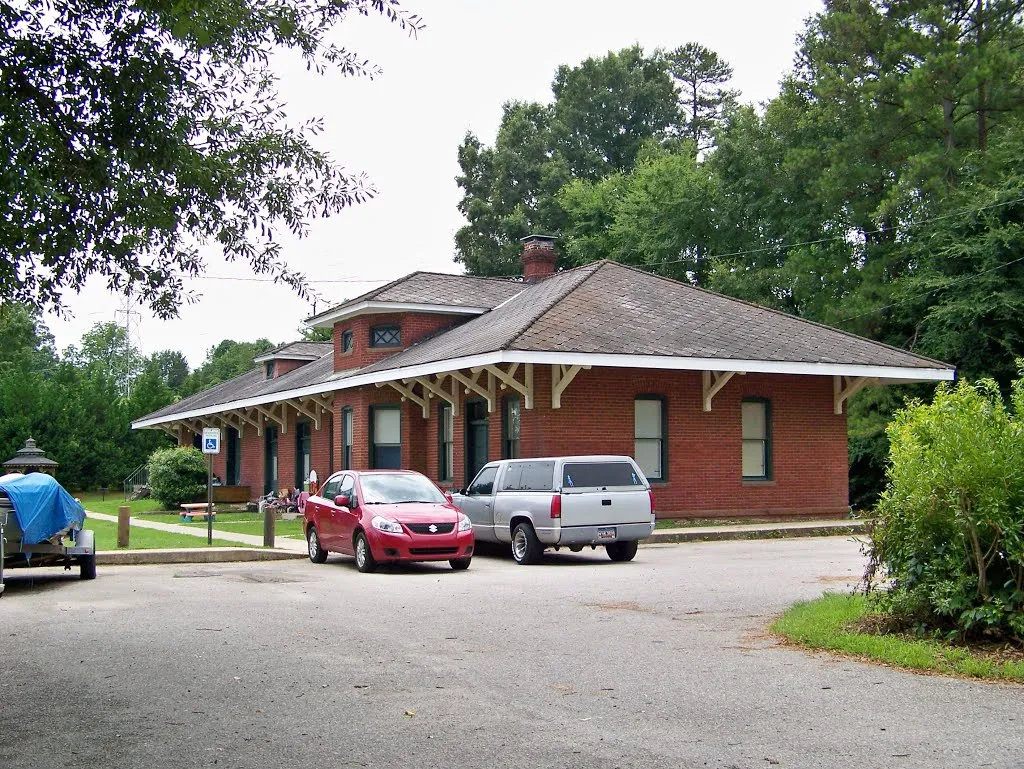 This is an image of a place or building that is listed on the National Register of Historic Places in the United States of America . Its reference number is 80003664 ( Wikidata ).