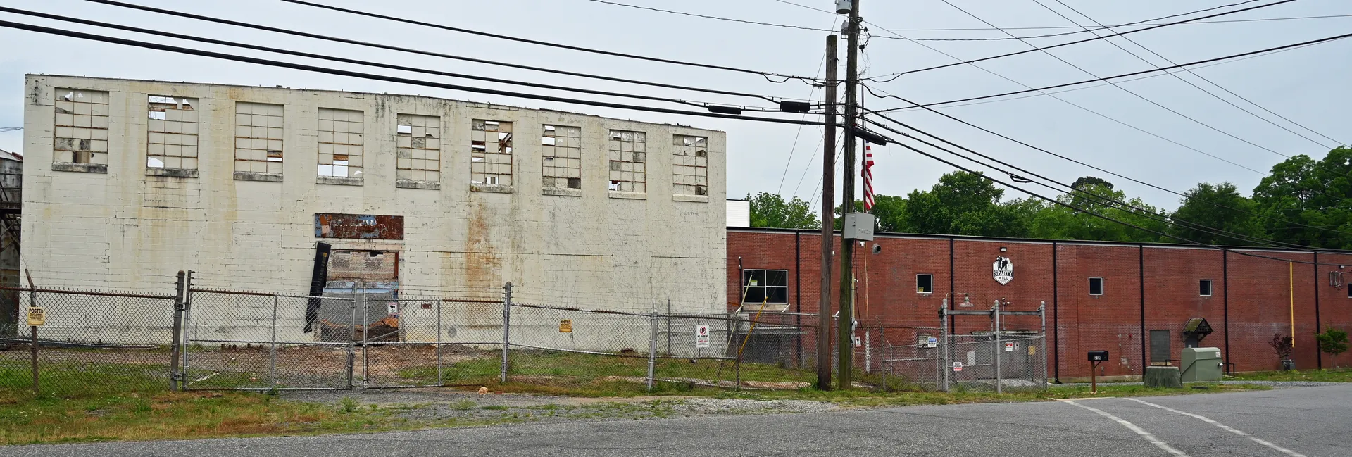 Black Ox-Duplan Corporation Mill, Lincolnton, North Carolina, US