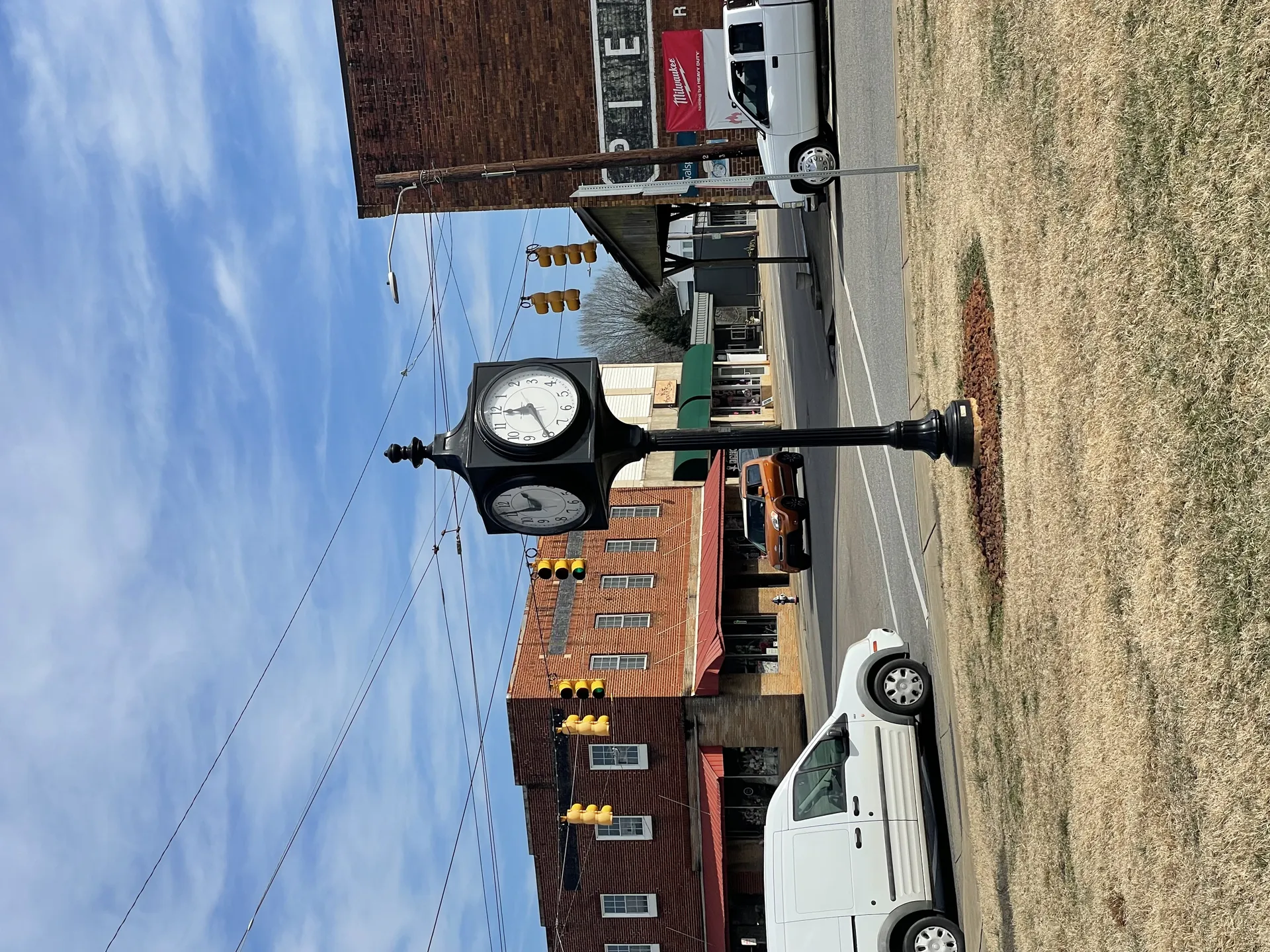 Downtown Maiden