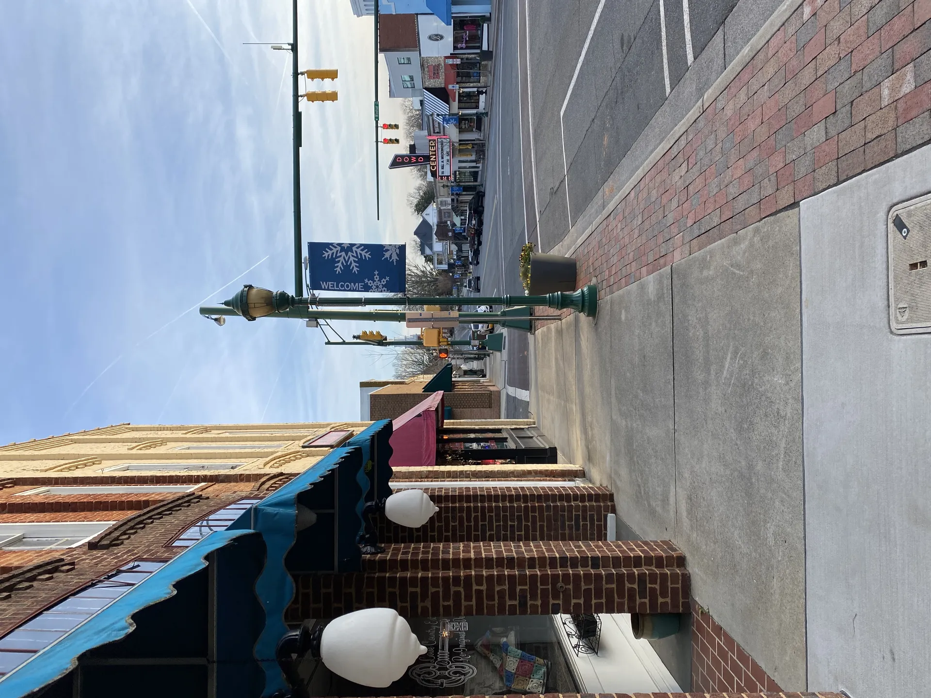 114 N Main St Монро, Северная Каролина